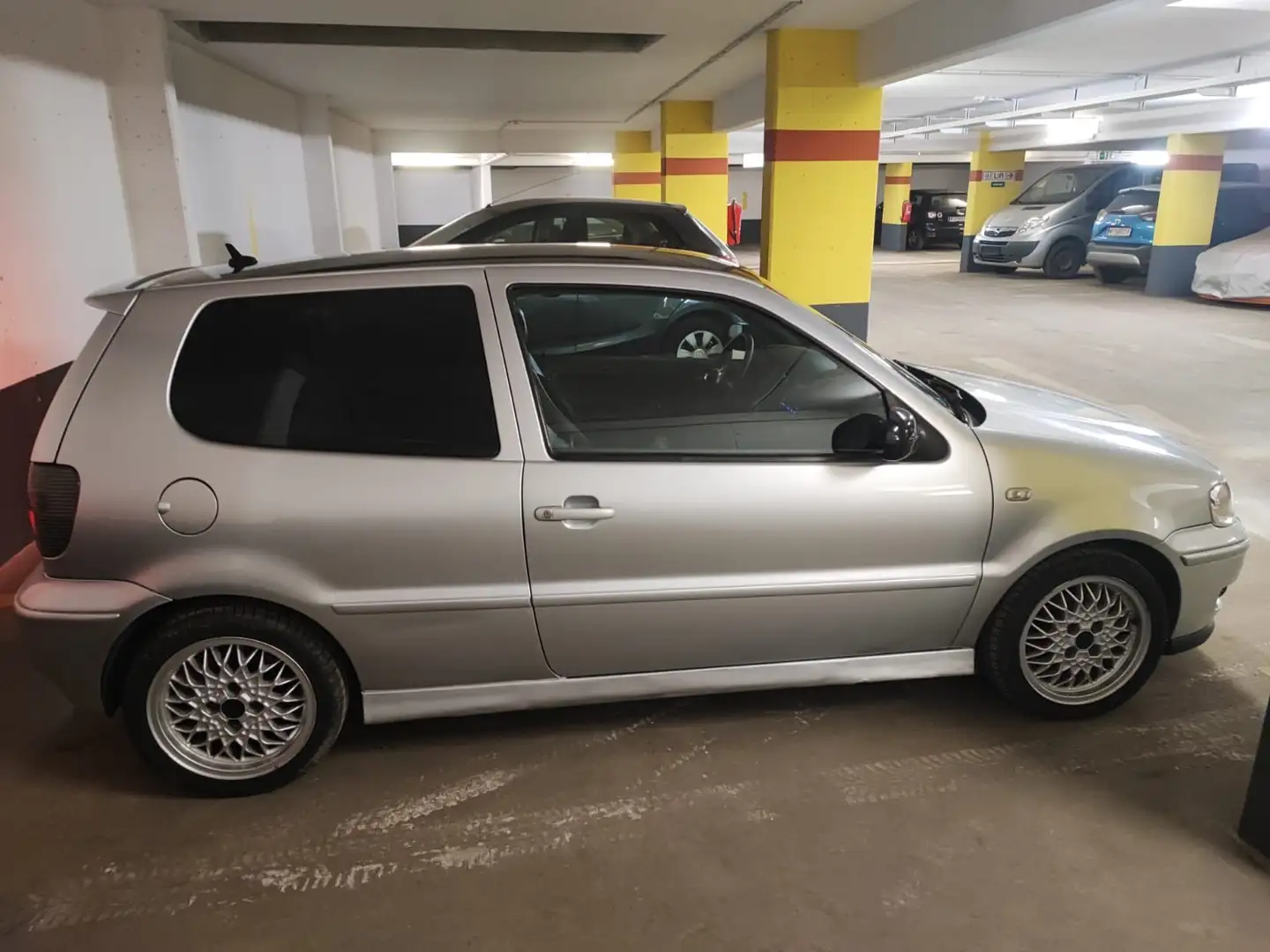 Volkswagen Polo GTI 1,6 Cool - 2