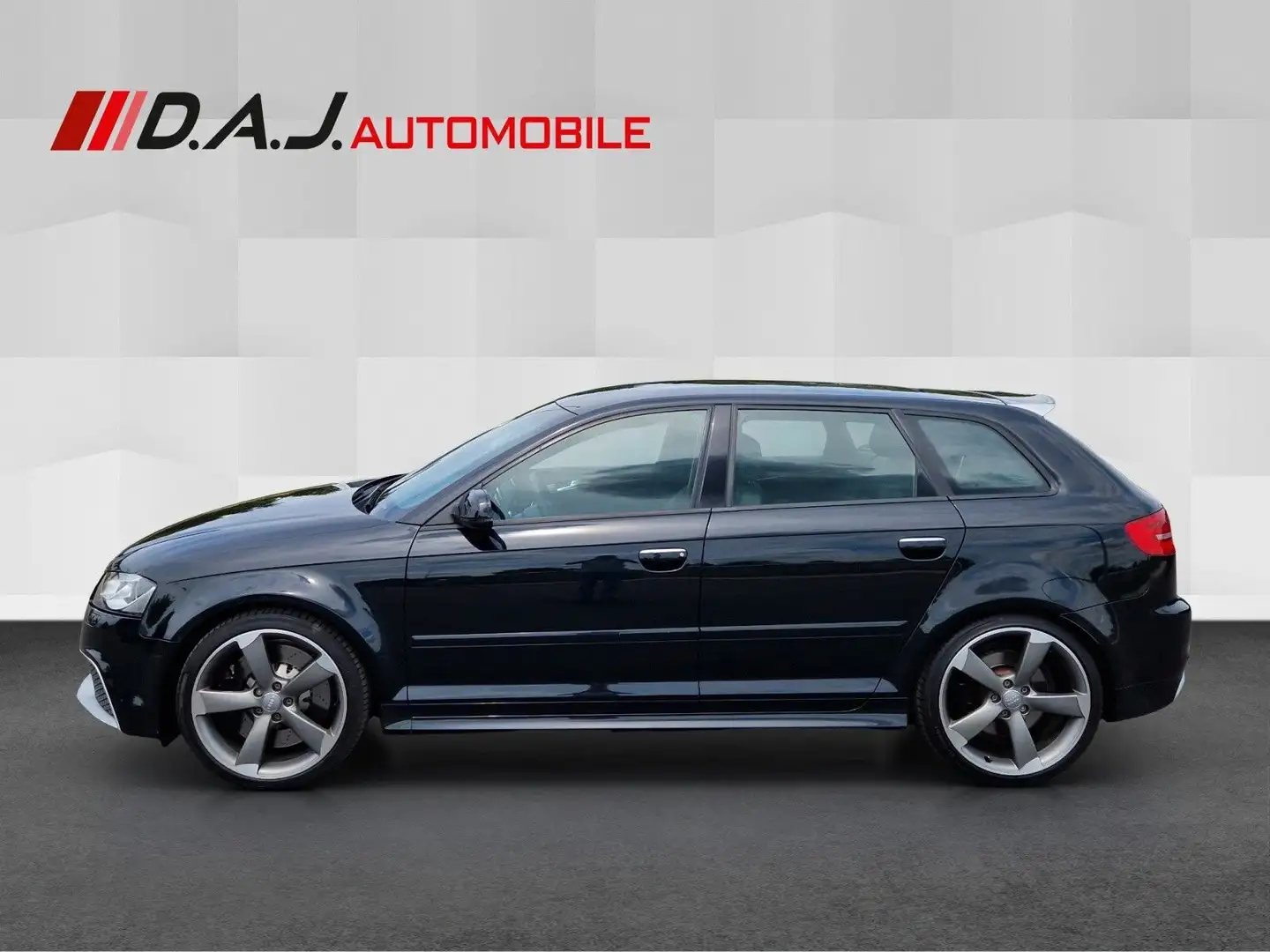 Audi RS3 Sportback 2.5 TFSI quattro S tronic / 1.Hand Schwarz - 2