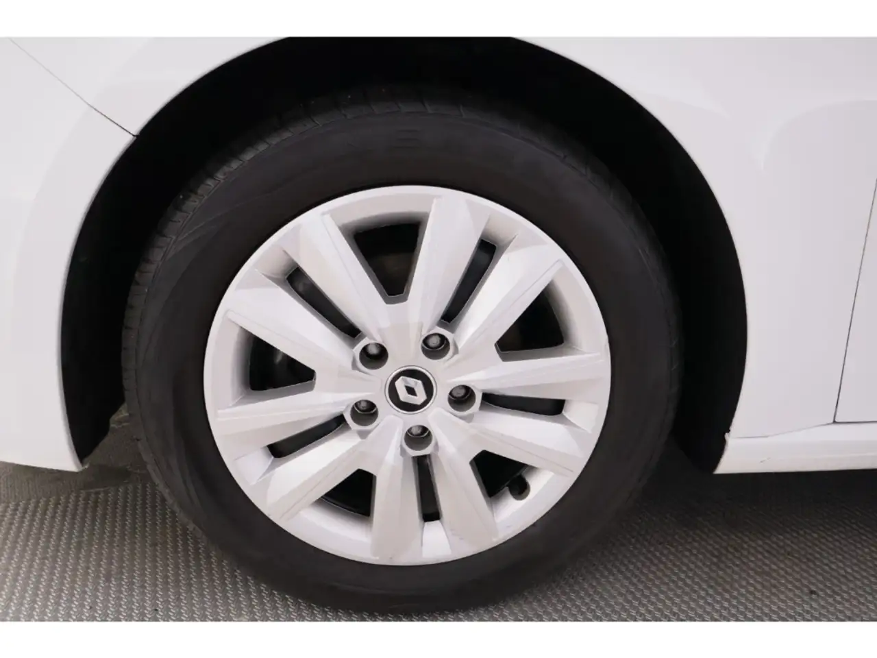 Renault Megane IV 1.3TCe Grandtour 140 Zen+LED+TEMPO+AHK 15