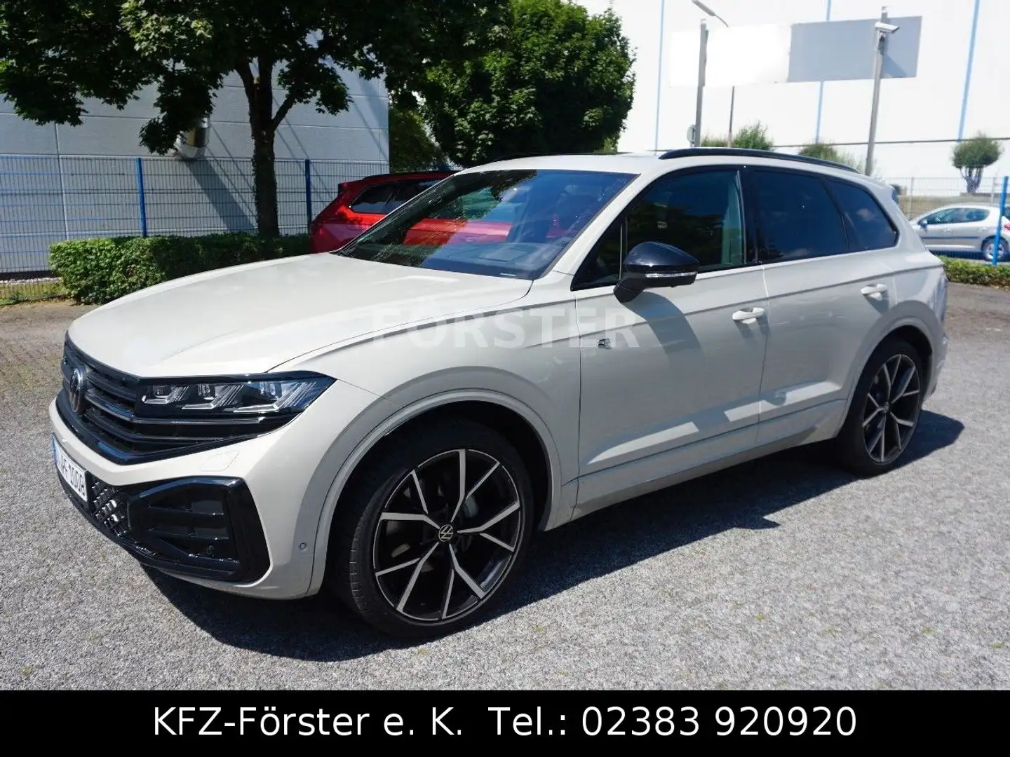 Volkswagen Touareg 3.0 TDI 210 kW 4Motion R-Line Garantie - 1