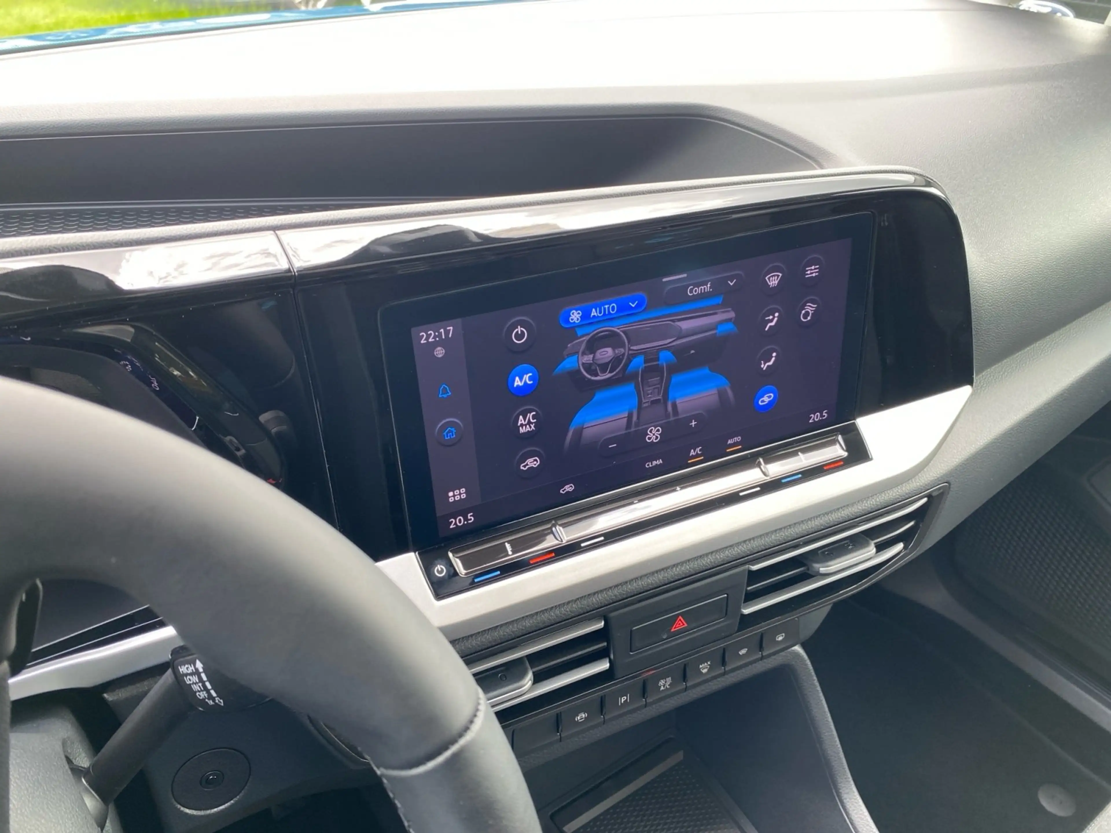 Ford Tourneo Connect Active 2.0 ACC+PDC+KAM+NAVI — photo 24