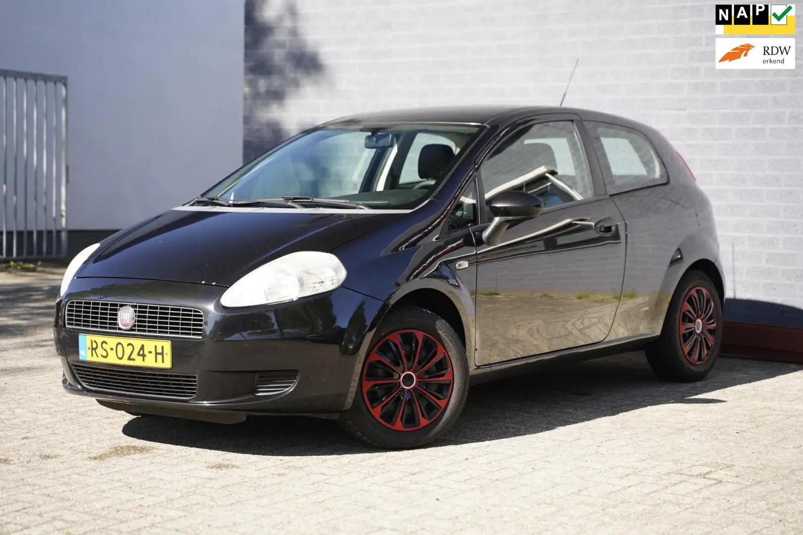 Fiat Grande Punto 1.4 Active Чорний - 1
