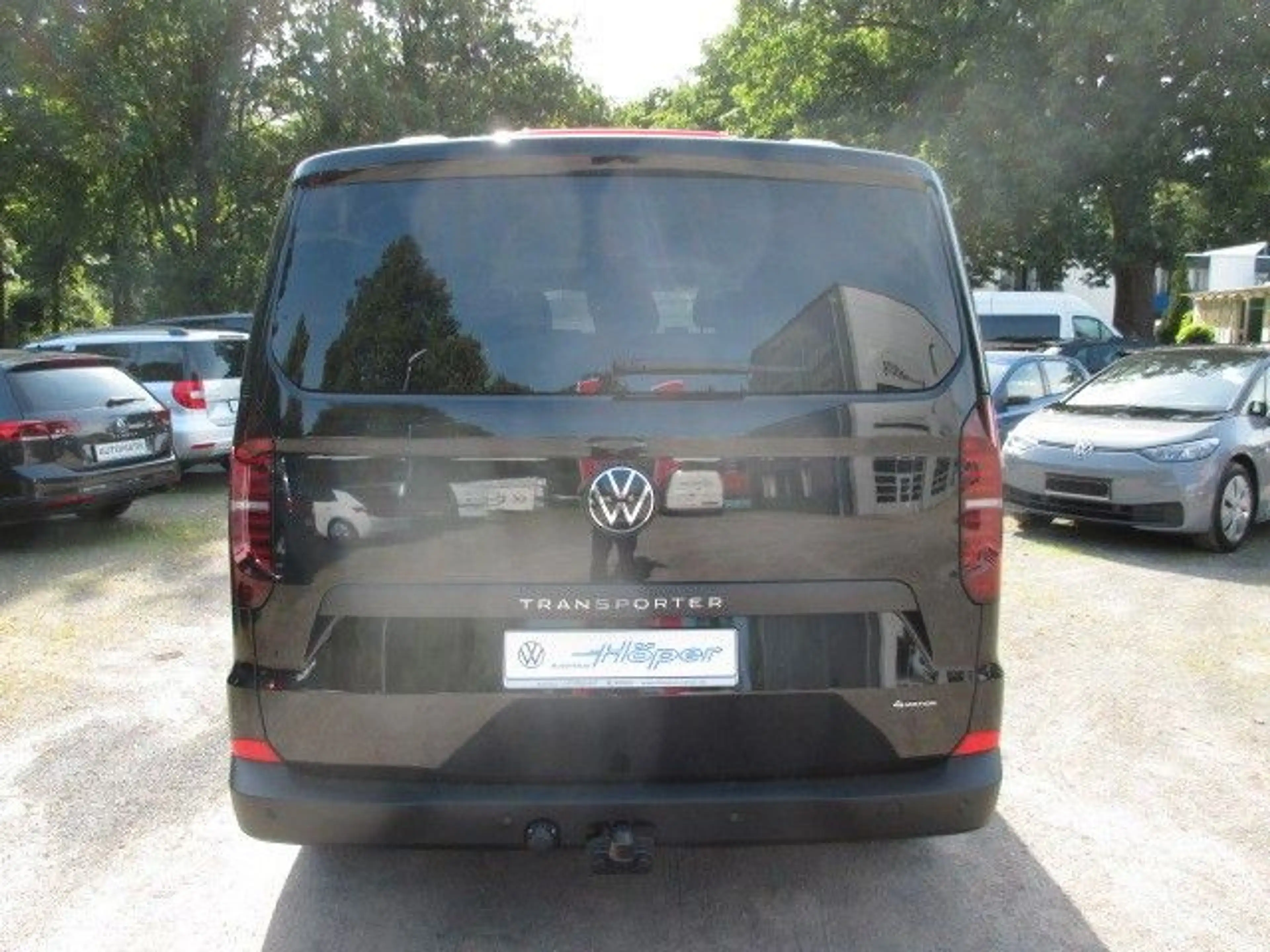Volkswagen T7 Kombi LR 4Motion AHK+APP-Connect — photo 4