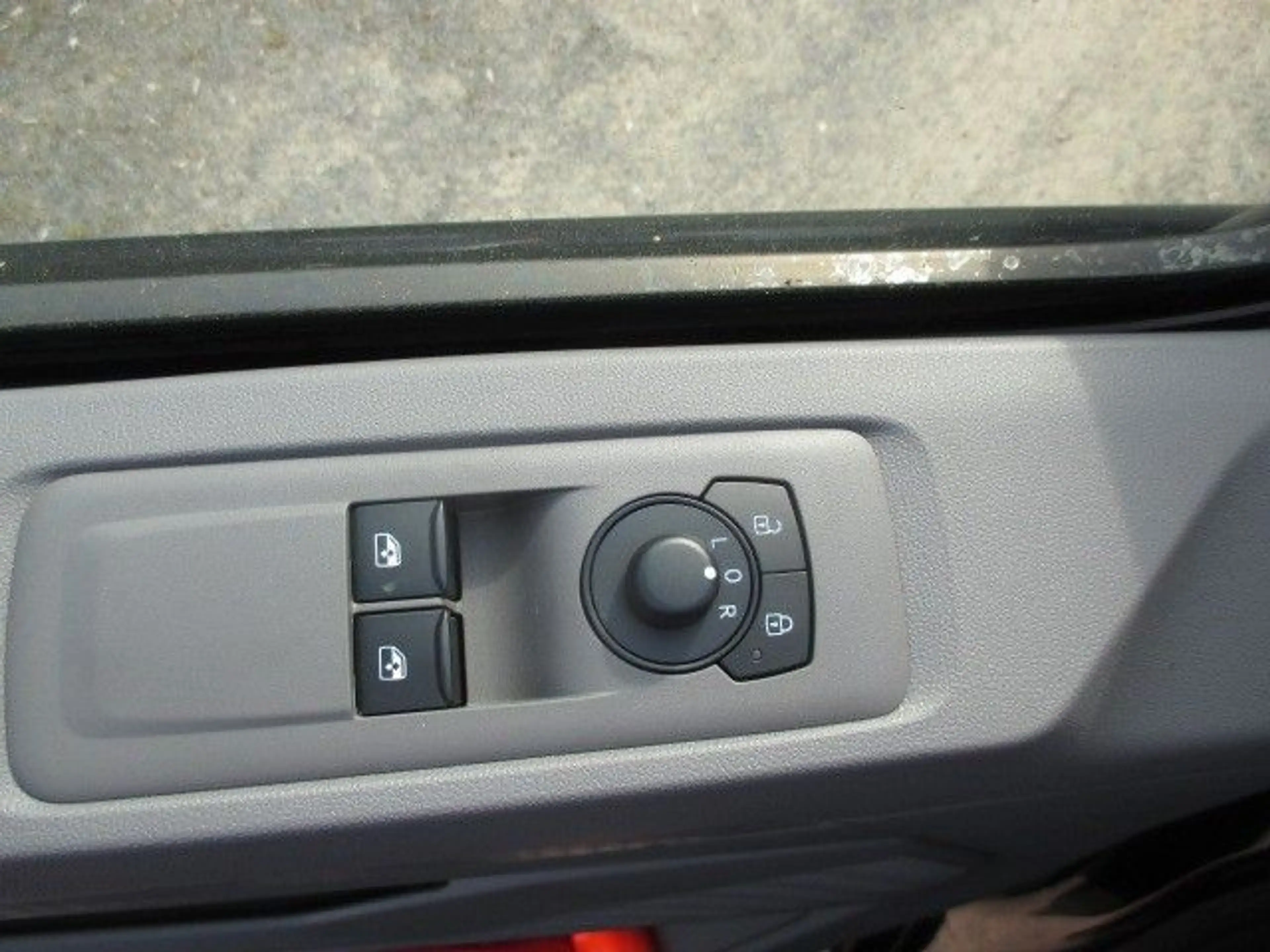 Volkswagen T7 Kombi LR 4Motion AHK+APP-Connect — photo 25