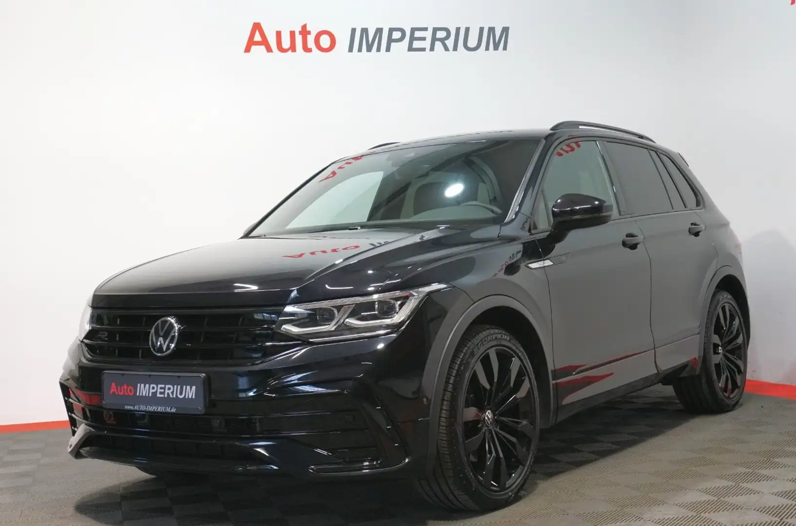 Volkswagen Tiguan R-Line 4Motion 2.0 TSI*IQ.Light*FACELIFT Schwarz - 1