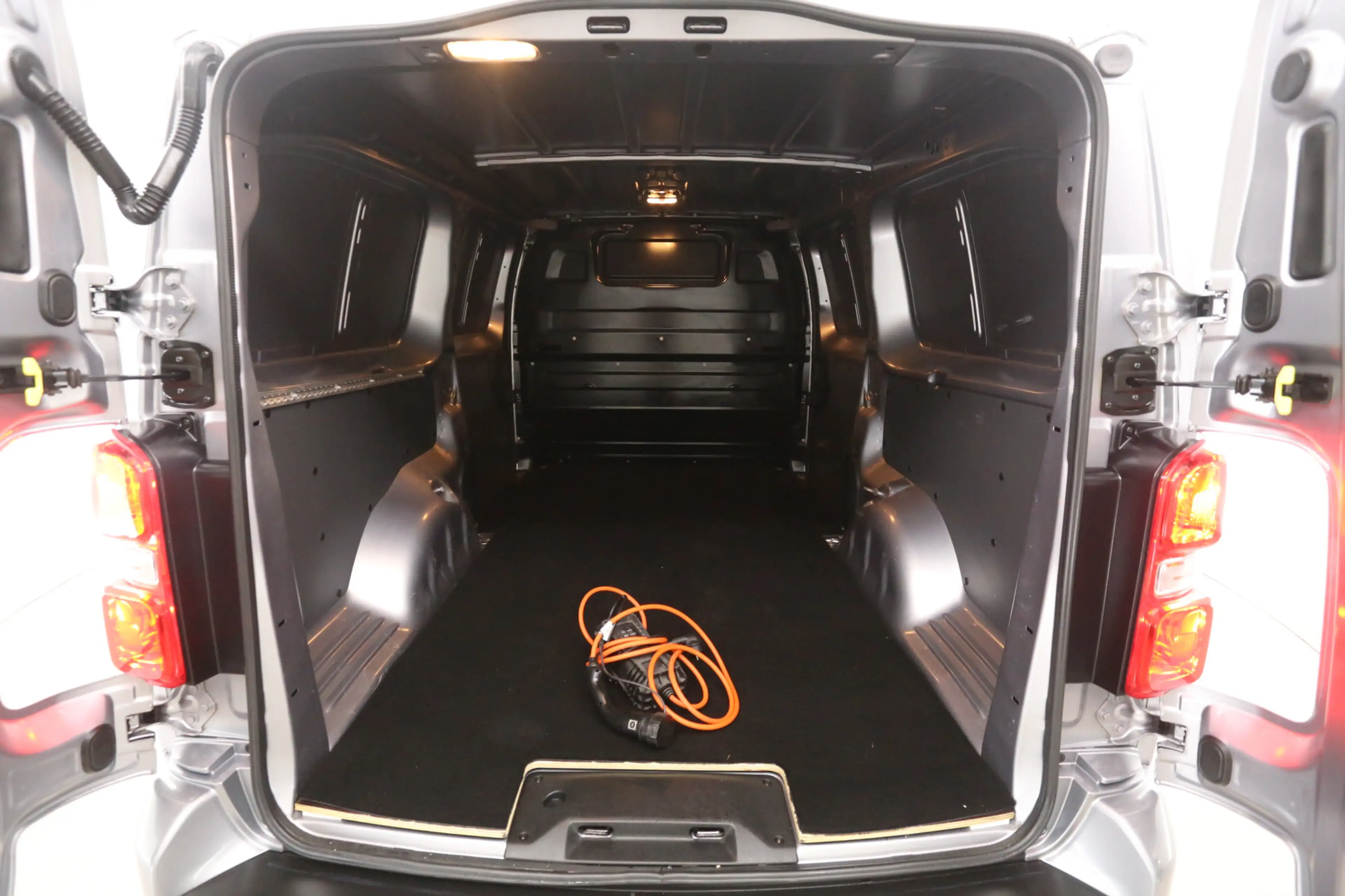 Peugeot e-Expert Opel Vivaro-e 75 kWh L3H1 | Snelladen | SOH 93% | — photo 3