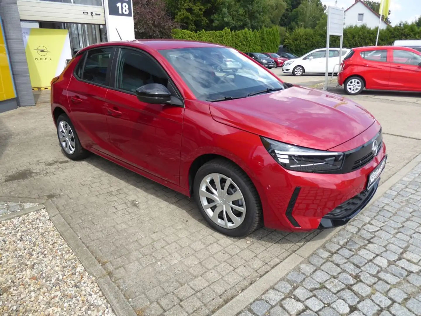 Opel Corsa 1.2 Direct Injection Turbo Automatik Edition Rood - 2