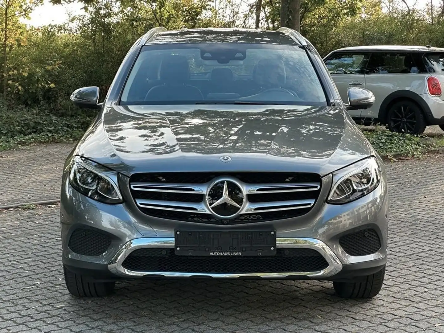 Mercedes-Benz GLC 350 e 4Matic Exclusive~360°~LED~SPUR~DISTR. Сірий - 2