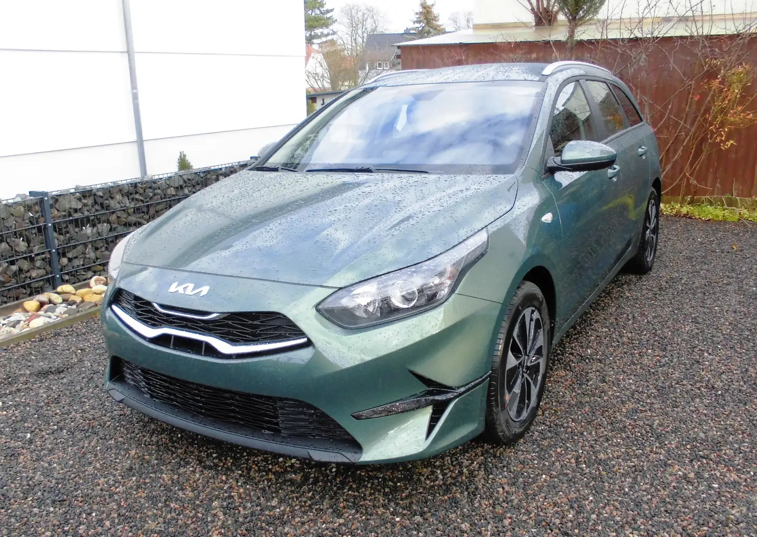 Kia Ceed SW / cee'd SW 1,5  Modell 25 mit Navi, PDC, Kamera, Sitzheizung Blanco - 1