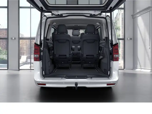 Mercedes-Benz V-Class view 10