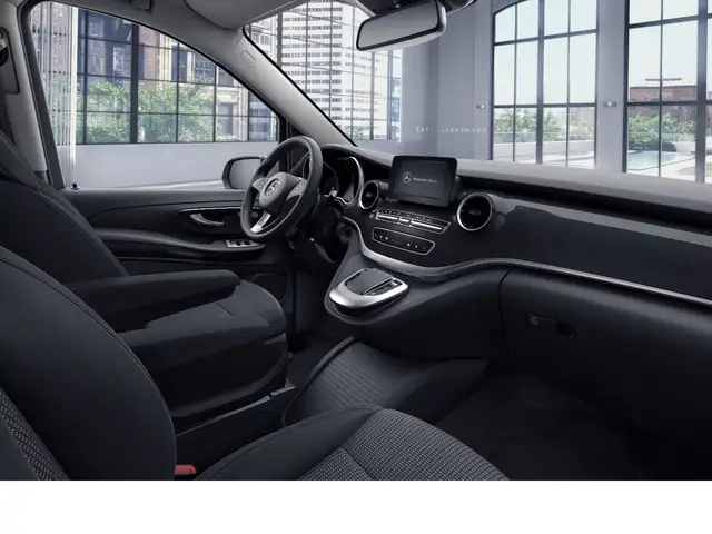 Mercedes-Benz V-Class view 8