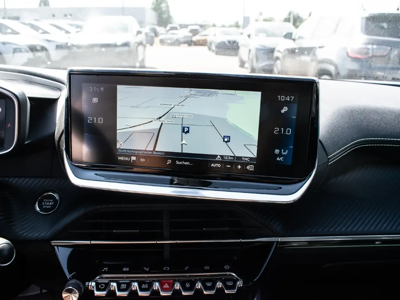 Peugeot 2008 GT El. Panodach Navi Digitales Cockpit LED Klimaau, миниатюра 9