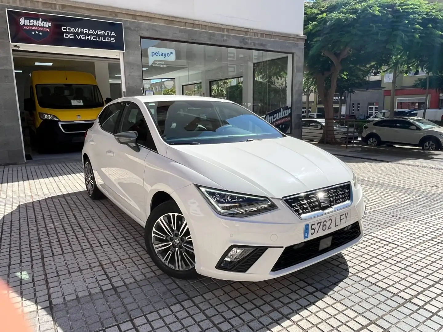 SEAT Ibiza Pequeño Manual de 5 Puertas - 1