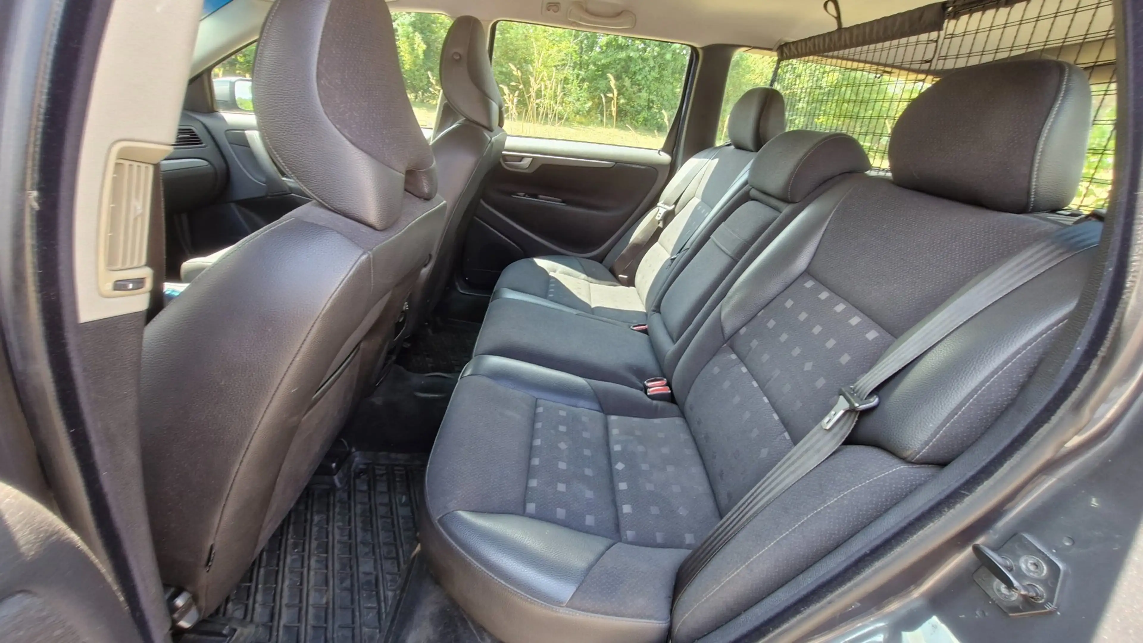Volvo V70 2.4 Edition I Automaat 170PK | Rijklaar | Half led — photo 12