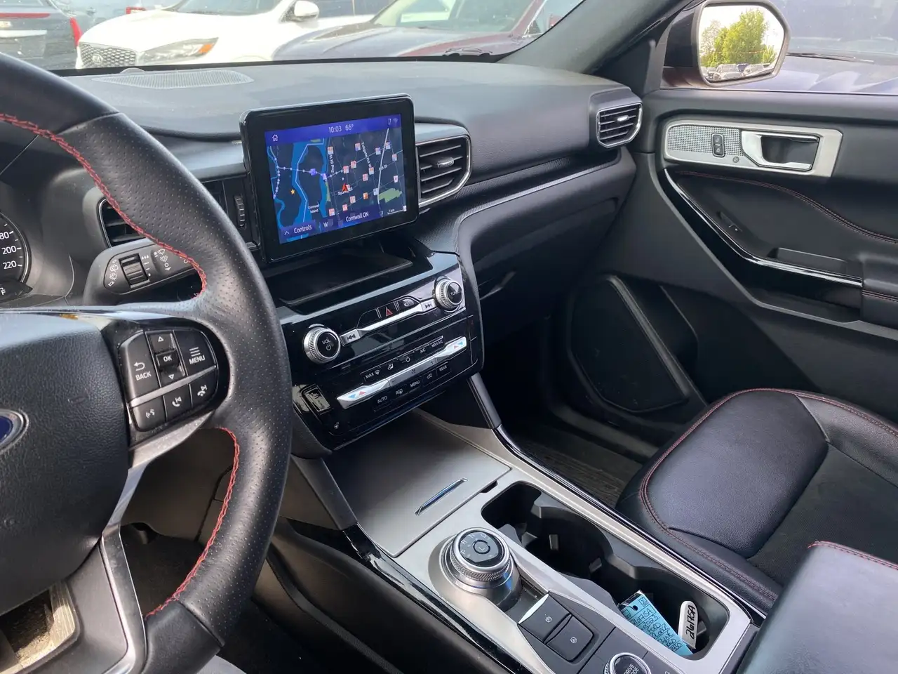 Ford Explorer photo Ford Explorer