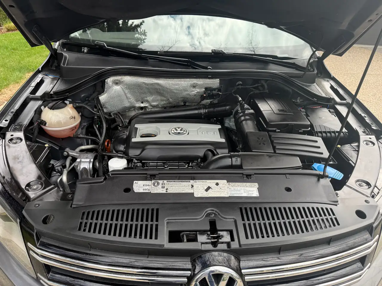 Volkswagen Tiguan снимка Volkswagen Tiguan