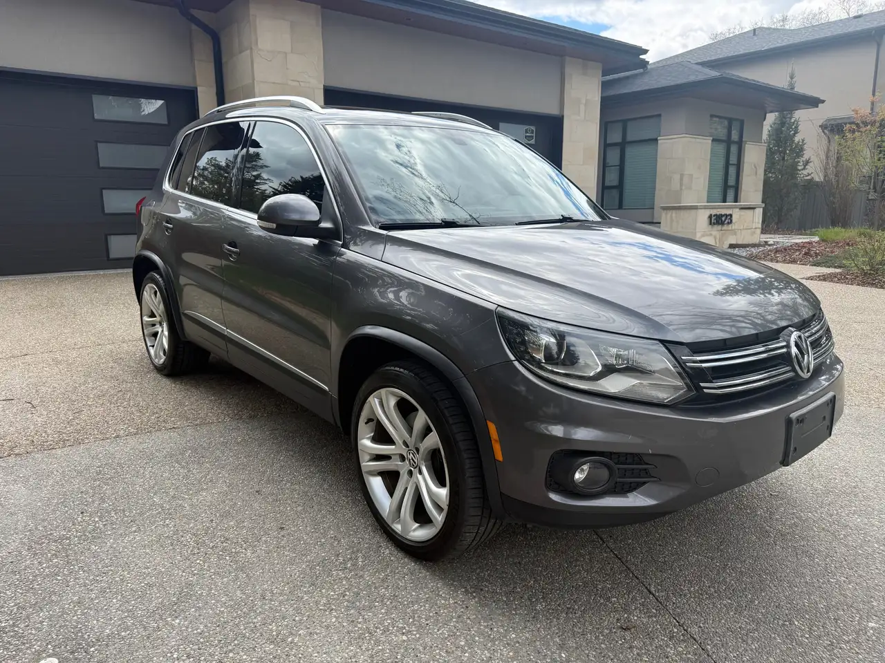 Volkswagen Tiguan снимка Volkswagen Tiguan