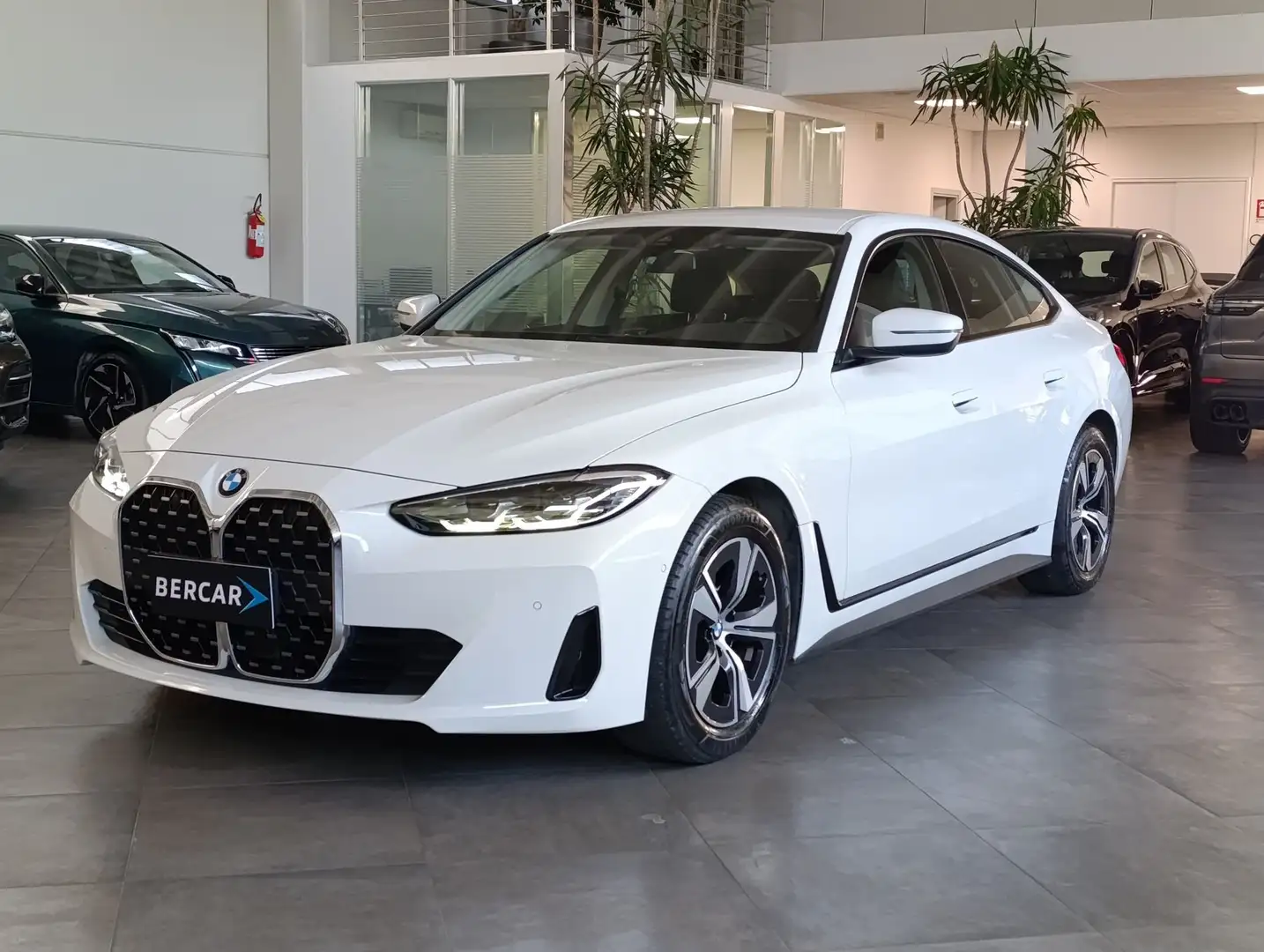 BMW 420 420d 48V Sport*TELECAMERA POST*PDC*LED*SEDILI SPO Blanc - 1