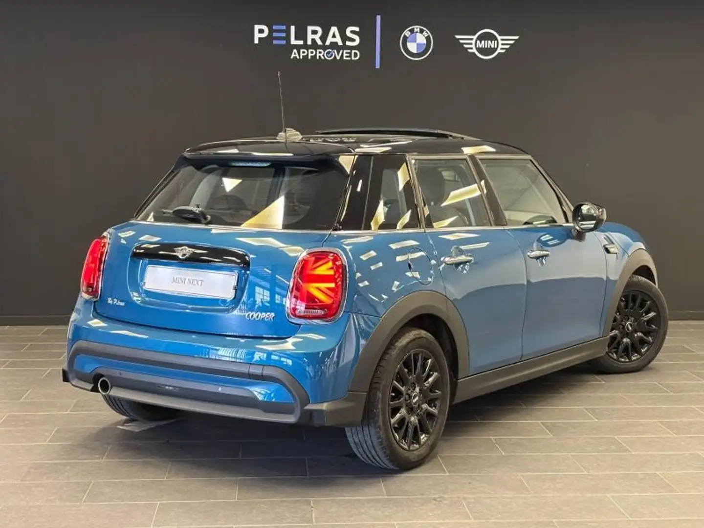 MINI Cooper Cooper 136ch Edition Camden BVA7 Bleu - 2
