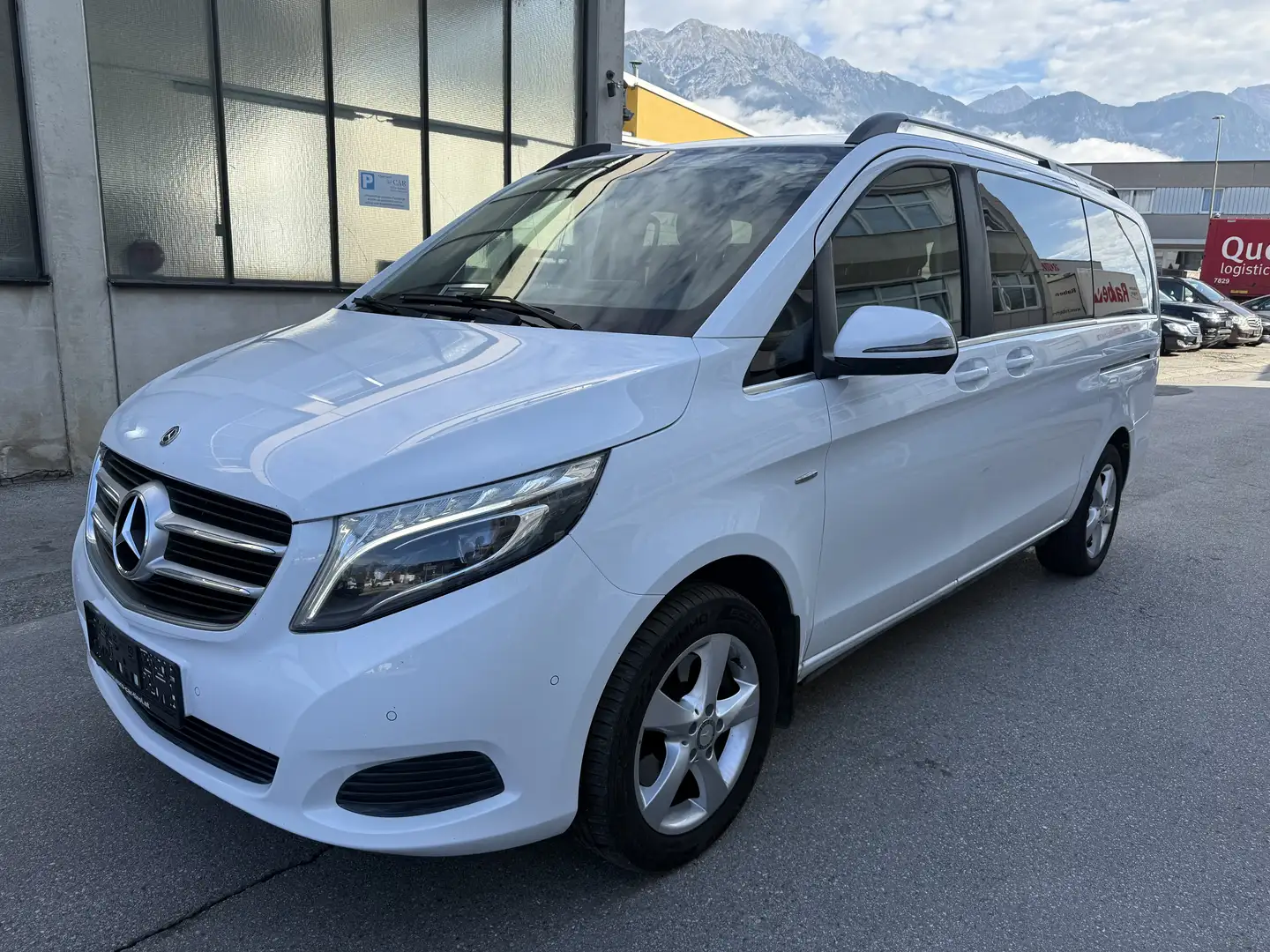 Mercedes-Benz V 250 BlueTEC 4MATIC Avantgarde A-Edition lang Aut. Weiß - 2
