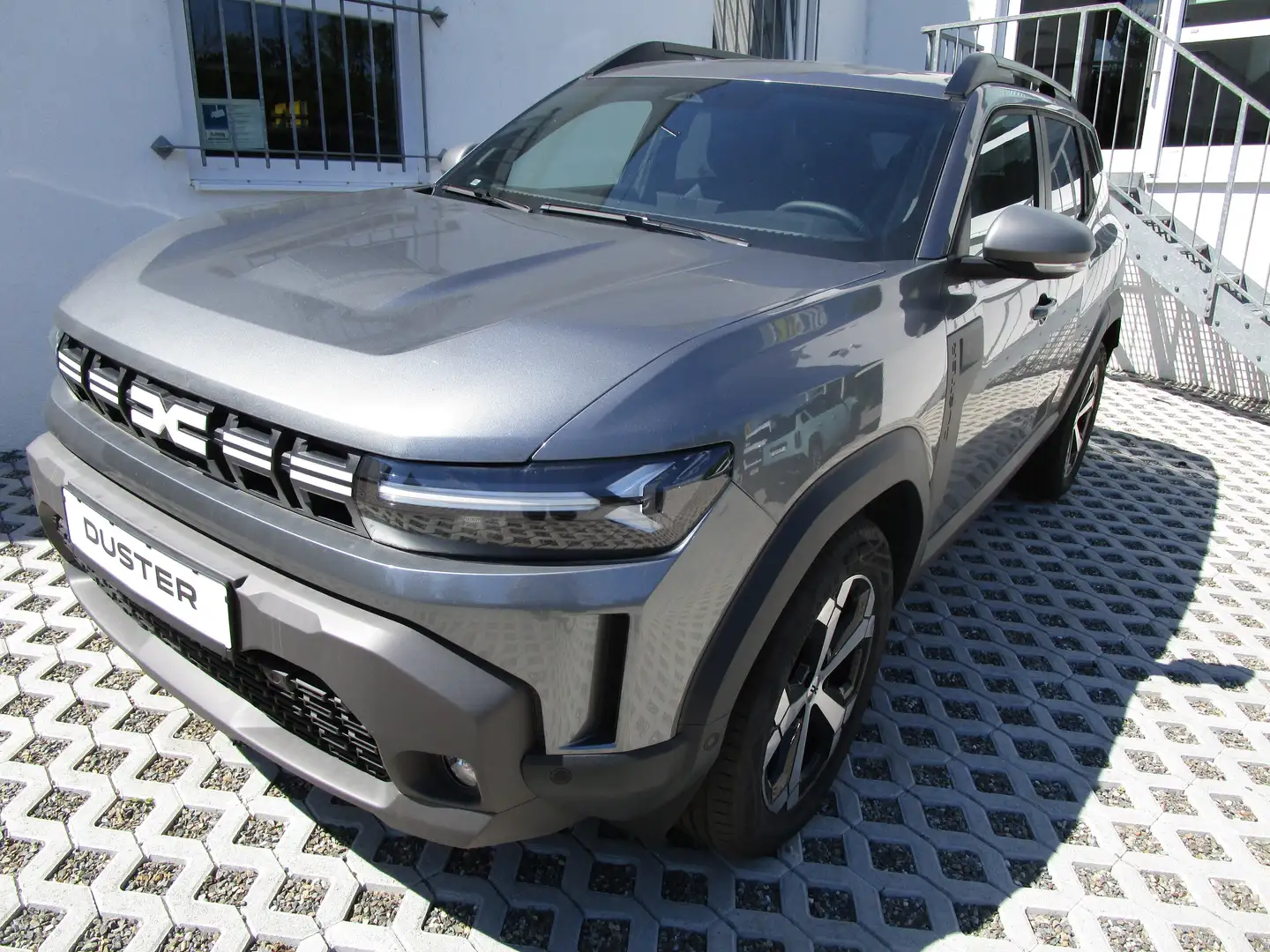 Dacia Duster Hybrid 140 Journey PDC/Kamera/Sitzb/ Grau - 1
