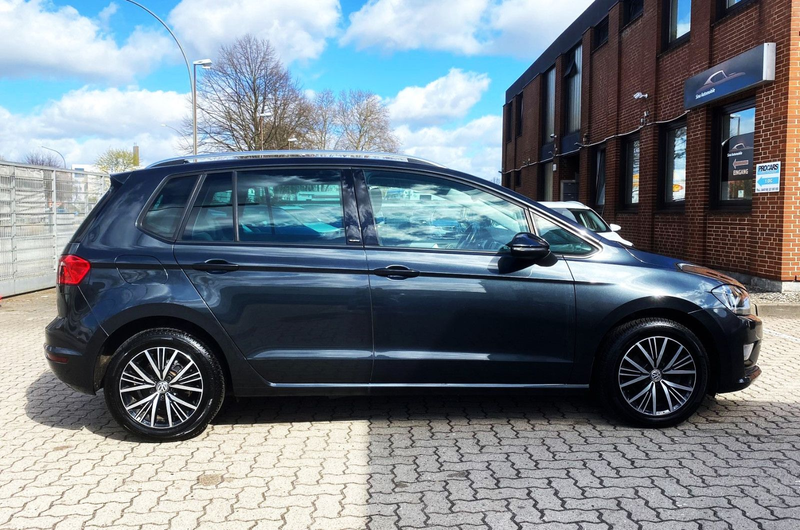 Volkswagen Golf Sportsvan 1.2 TSI *DSG*NAVI*ACC*1.HAND* — photo 4
