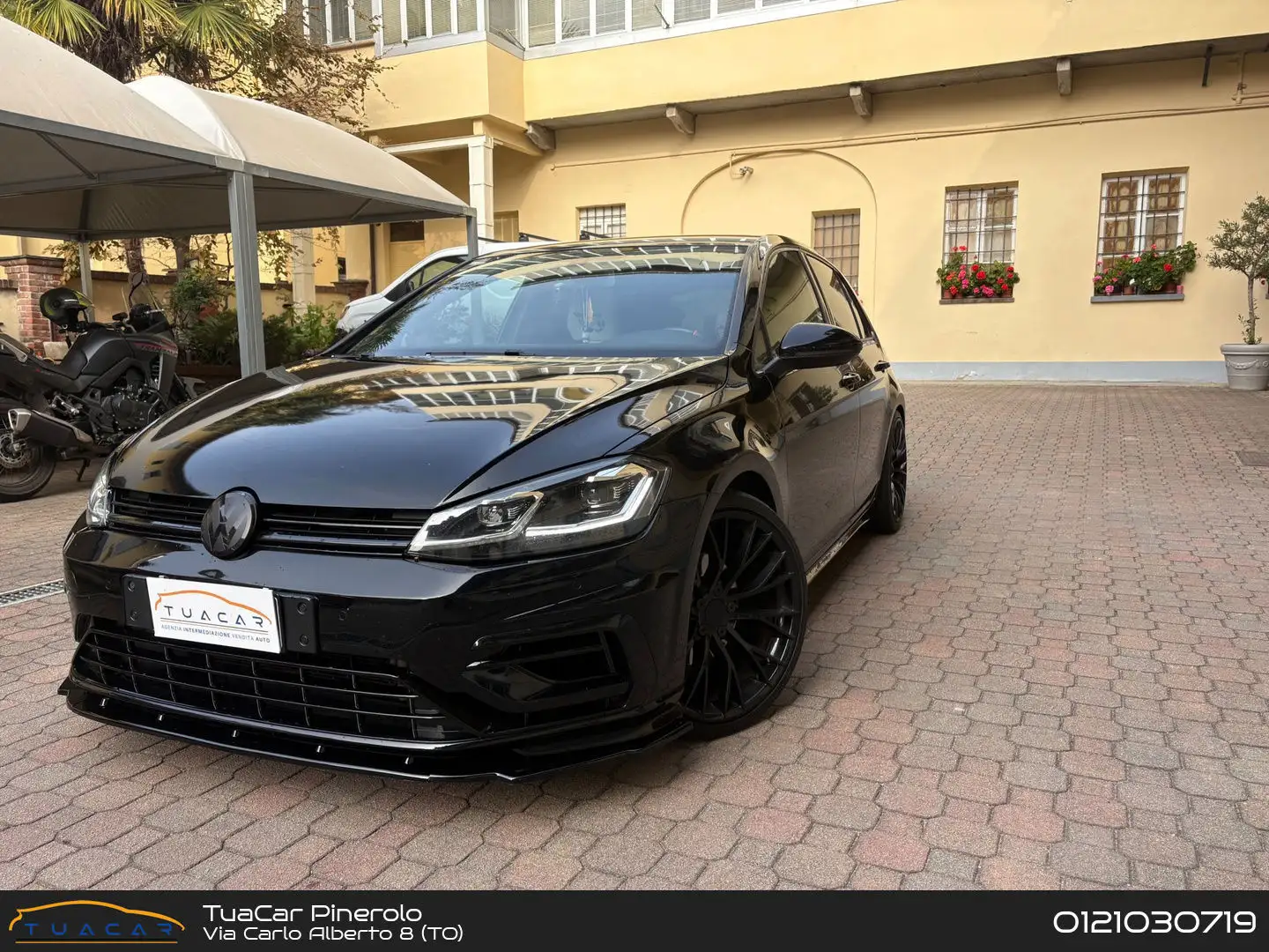 Volkswagen Golf Sport 1.5 TSI 150 CV Noir - 1