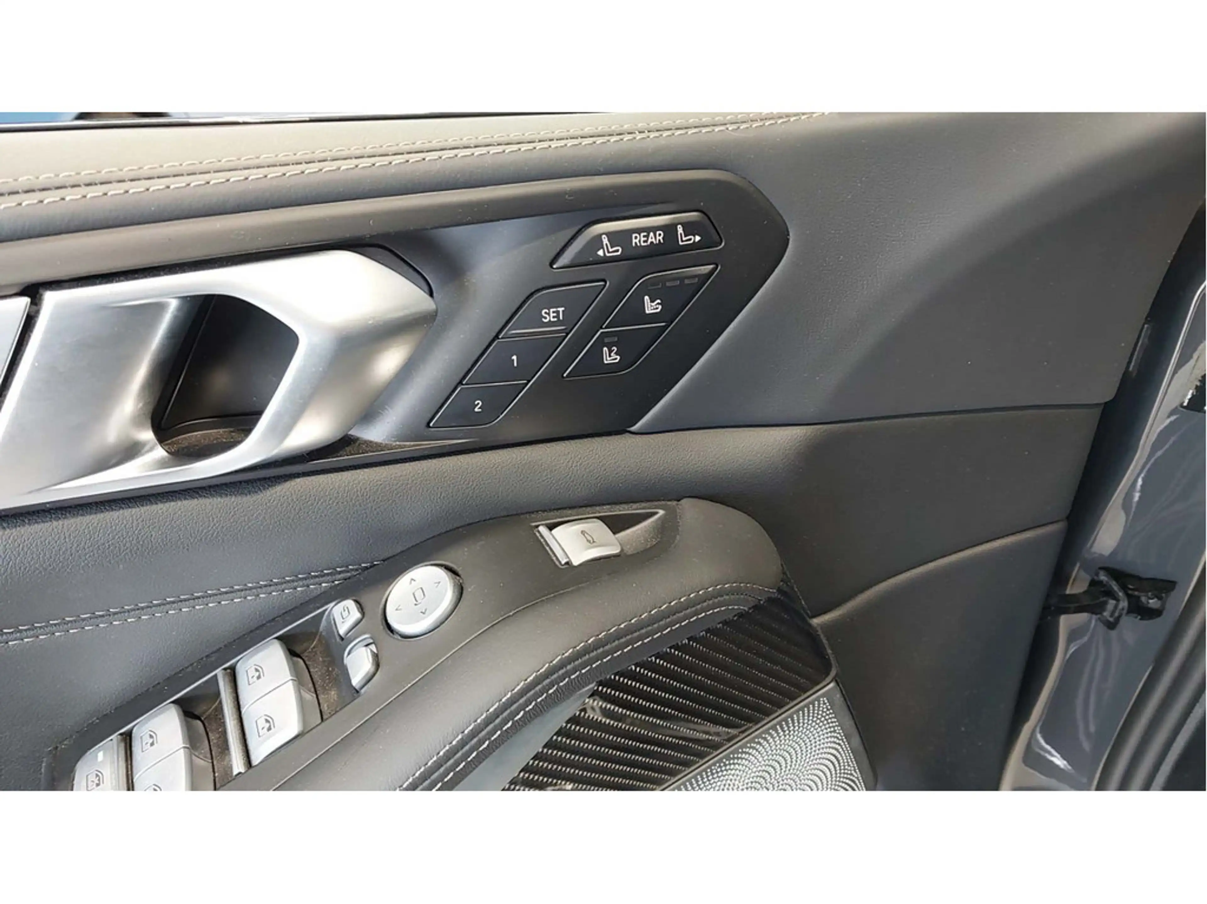 BMW X7 xDrive 40d M Sport Pro 23 ZOLL+B&W+CARBON — photo 15