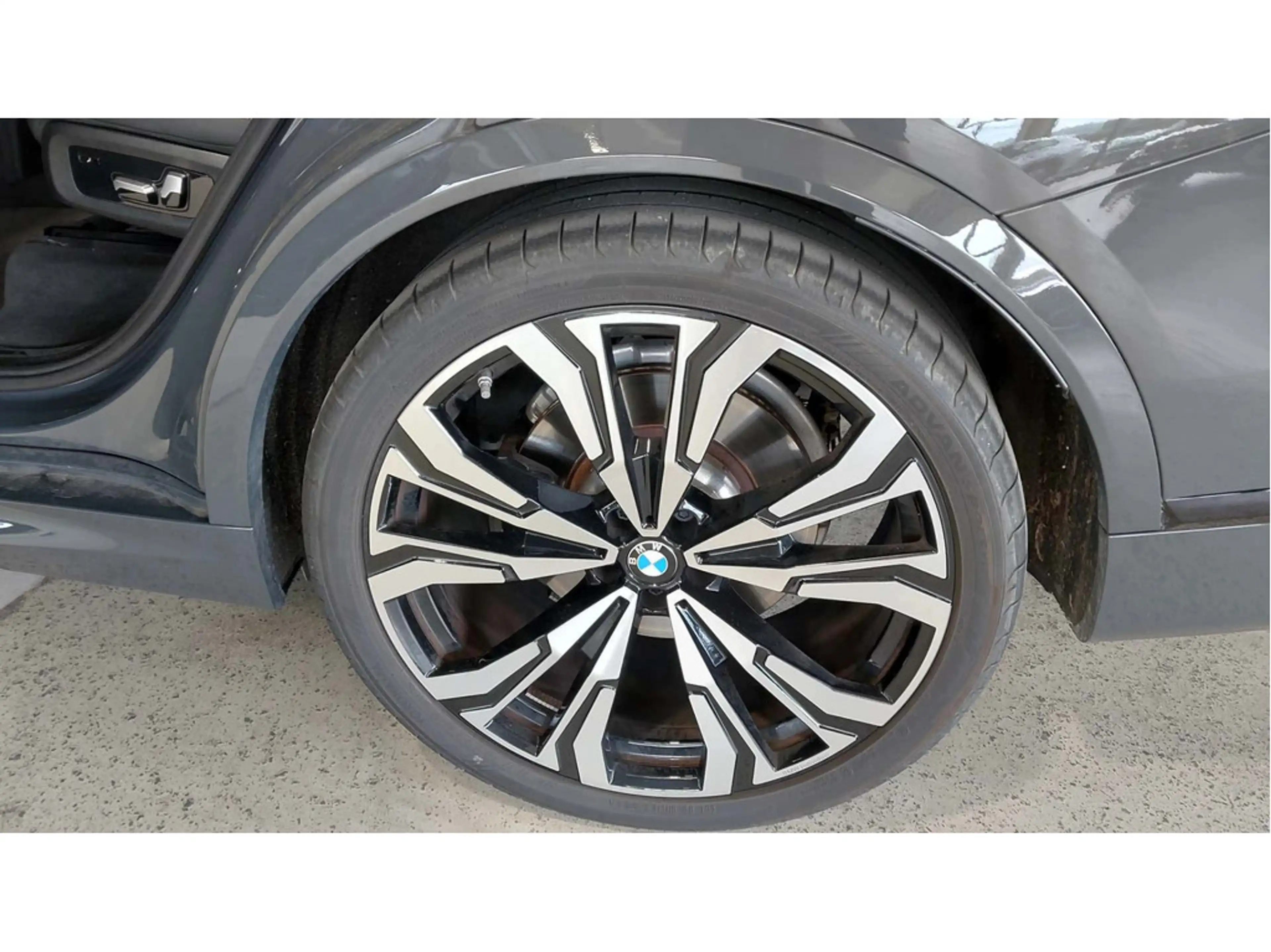 BMW X7 xDrive 40d M Sport Pro 23 ZOLL+B&W+CARBON — photo 7