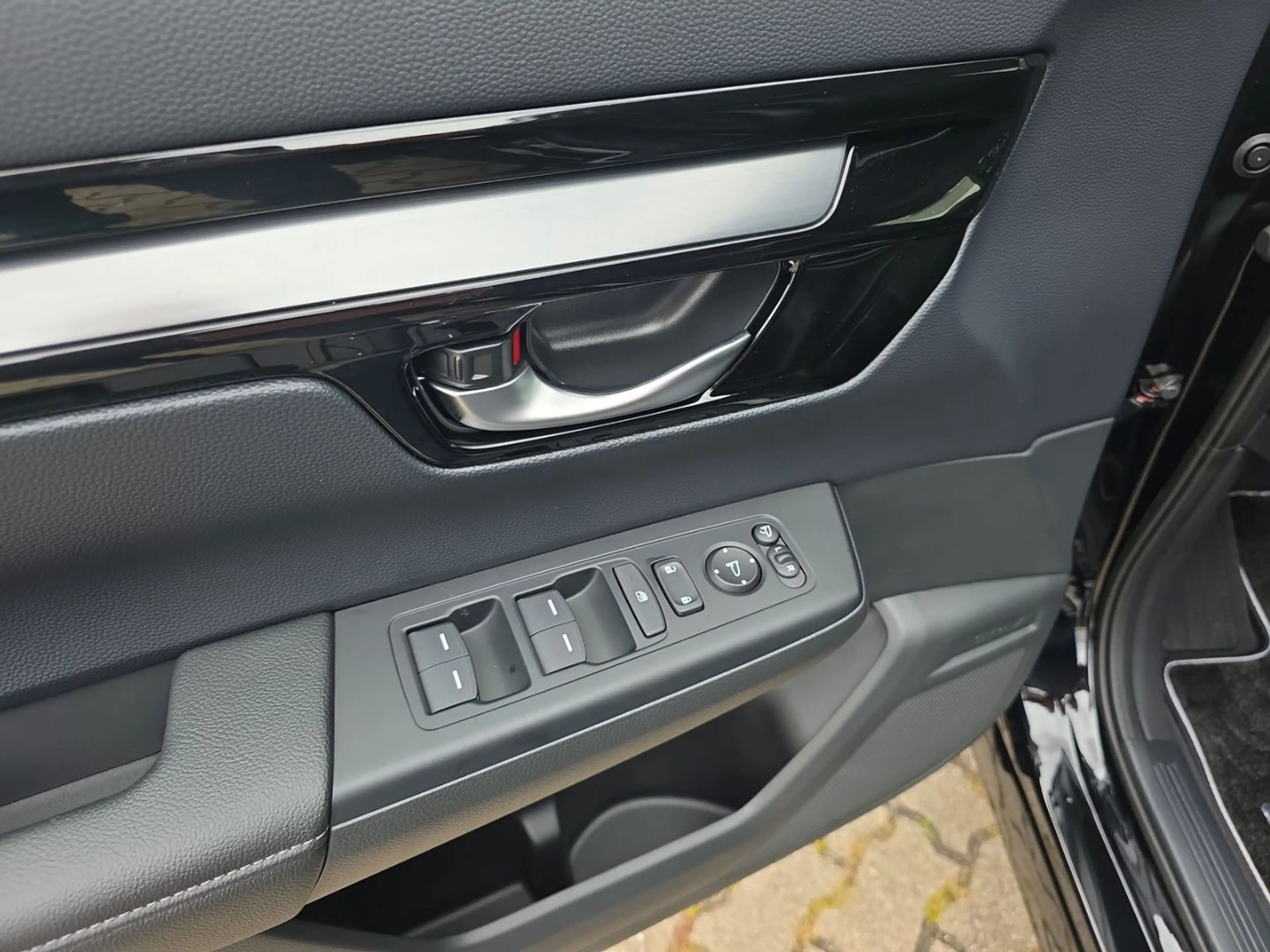 Honda CR-V 2.0 HYBRID ELEGANCE AWD NAVI SHZ LED RFK — photo 12