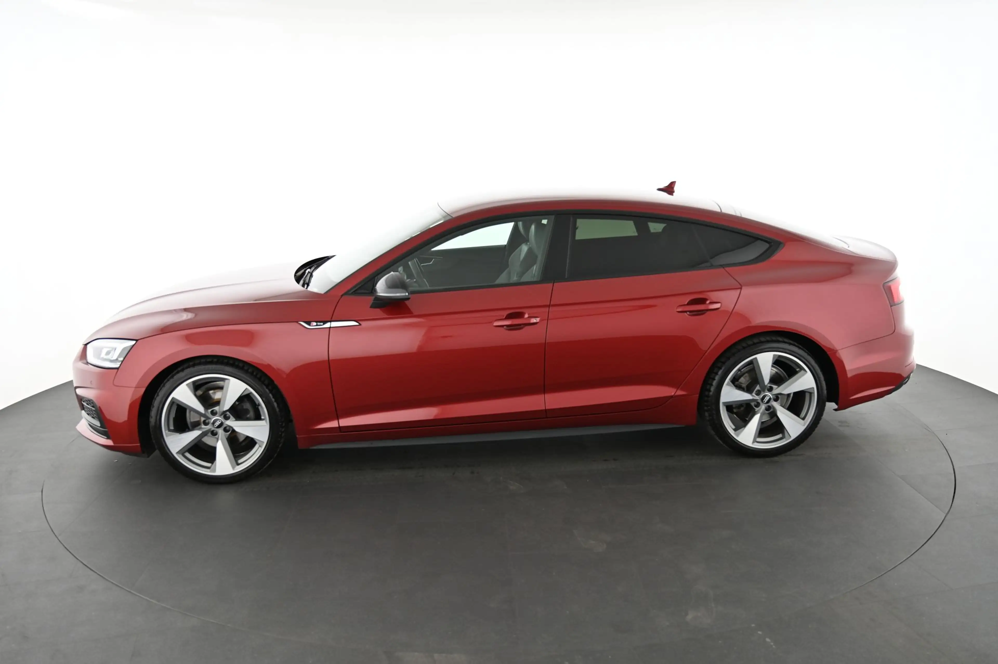 Audi A5 2.0 TFSI g-tron SB 40 g-tron sport S-Line — photo 5