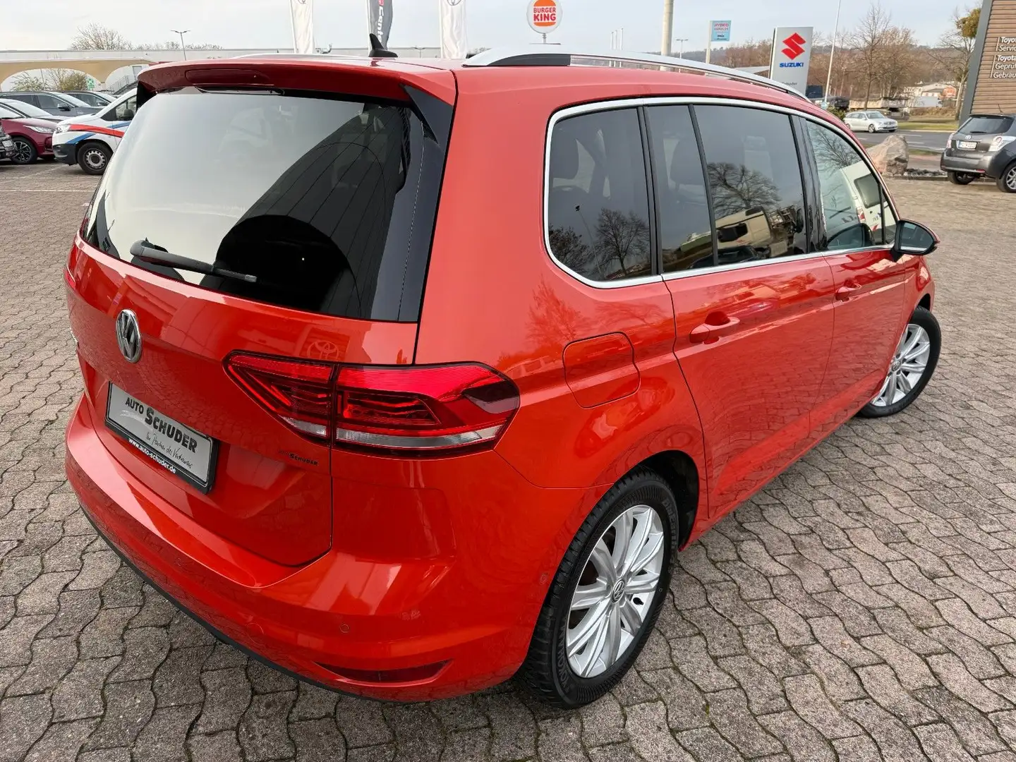 Volkswagen Touran Highline **PANO/STANDHEIZUNG** Naranja - 2
