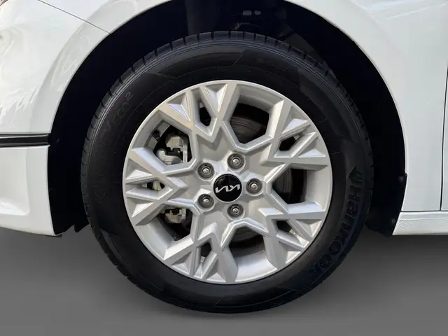 Kia Ceed view 13