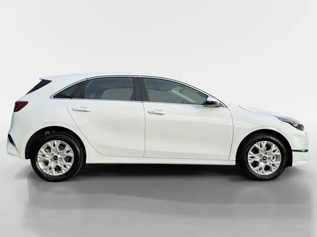Kia Ceed view 6