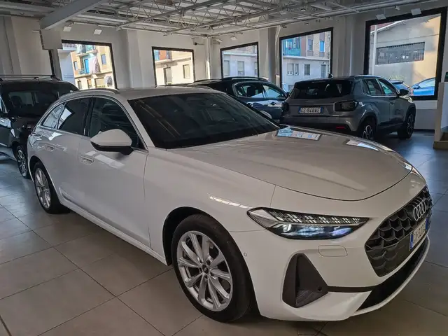 Audi A5 view 3