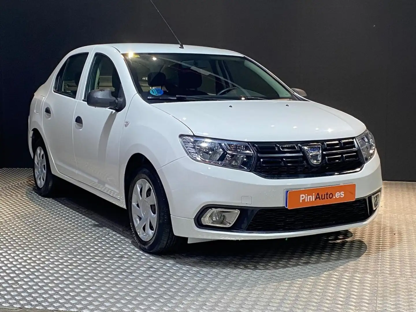 Dacia Logan Ambiance TCE 66kW (90CV) GLP Bianco - 2