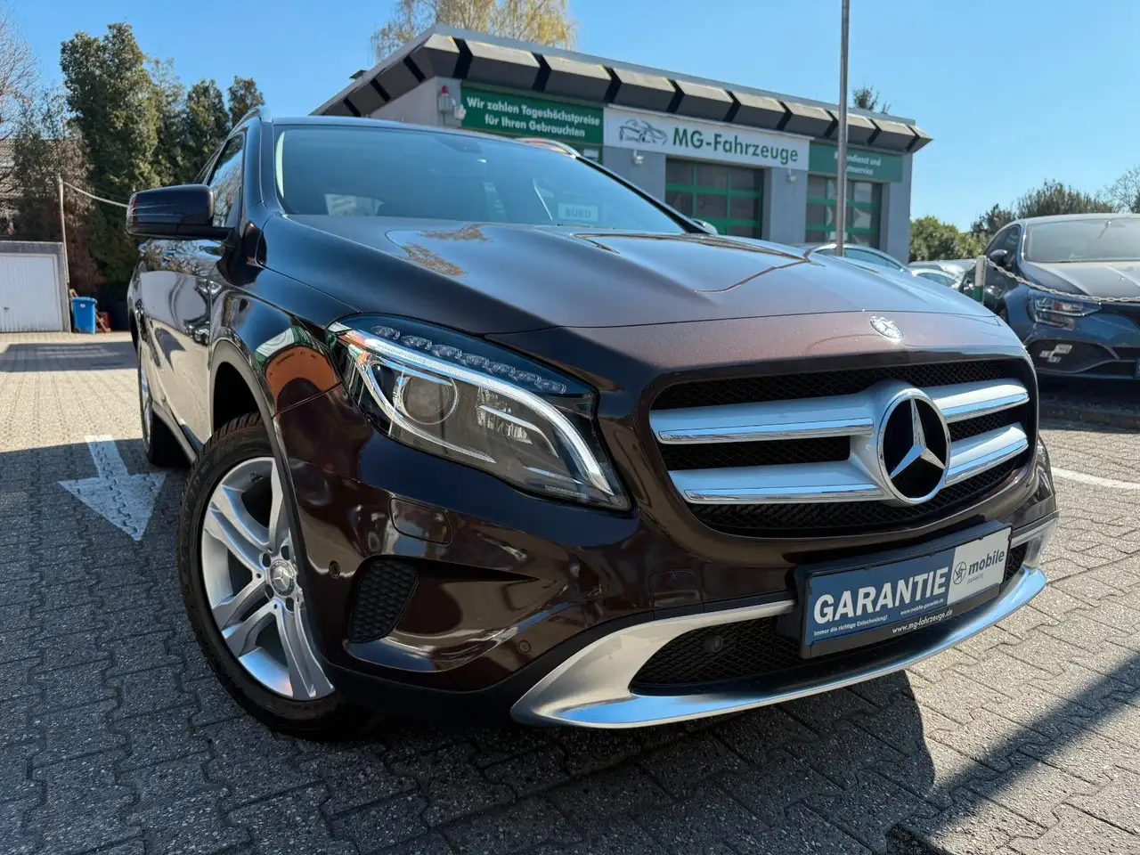 Mercedes-Benz GLA 200