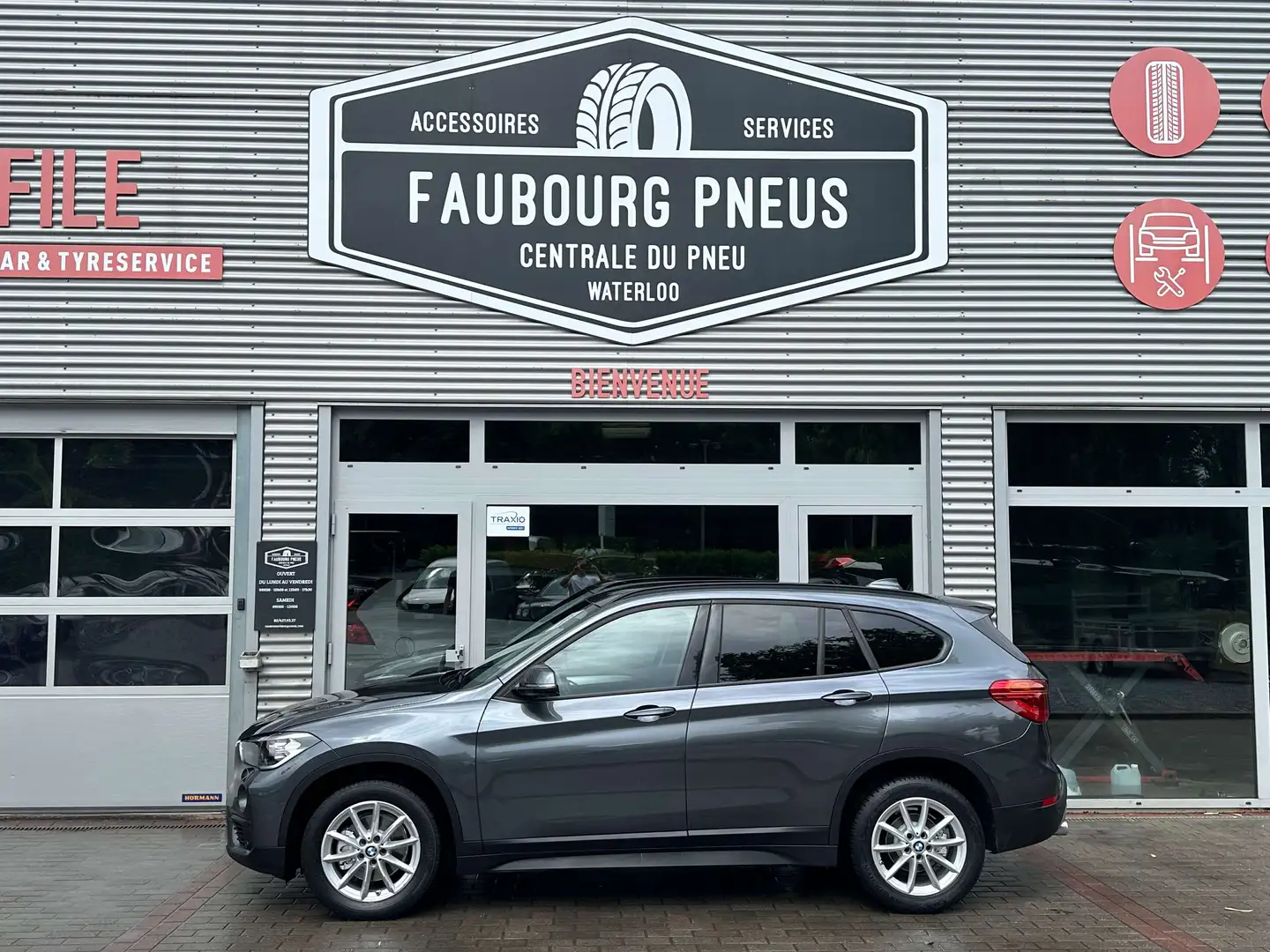 BMW X1 *1.5iA*EURO-6DE*NAVIGATION*CUIR*AUTOMATIQUE* Gris - 2