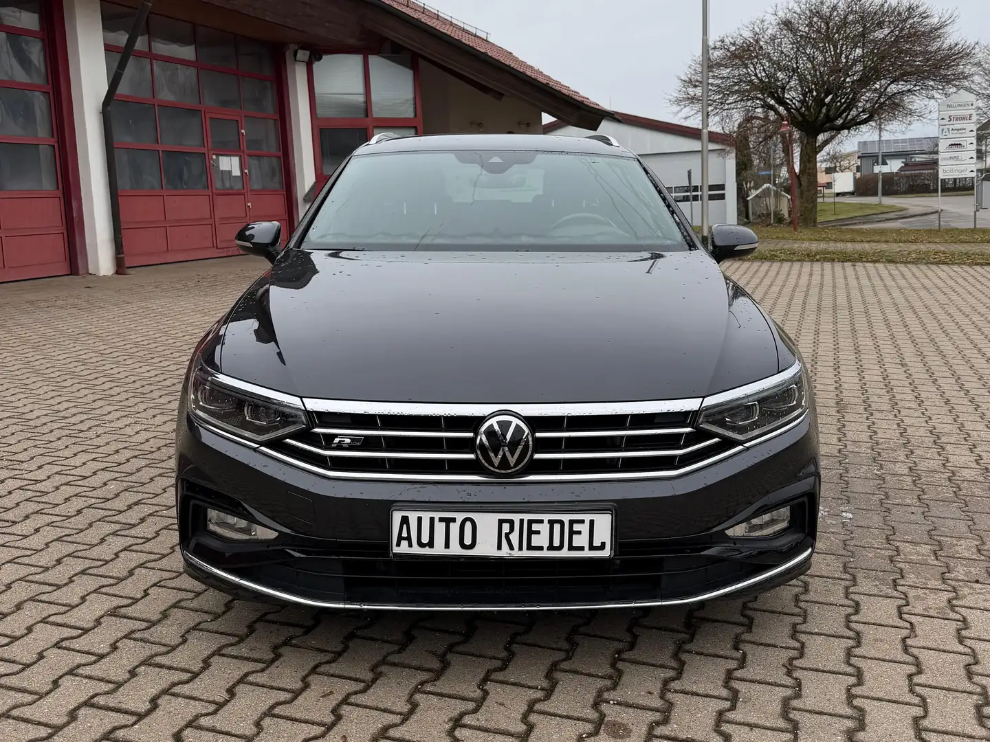Volkswagen Passat Variant Passat Variant R-Line Diesel 2.0 TDI SCR Grau - 1
