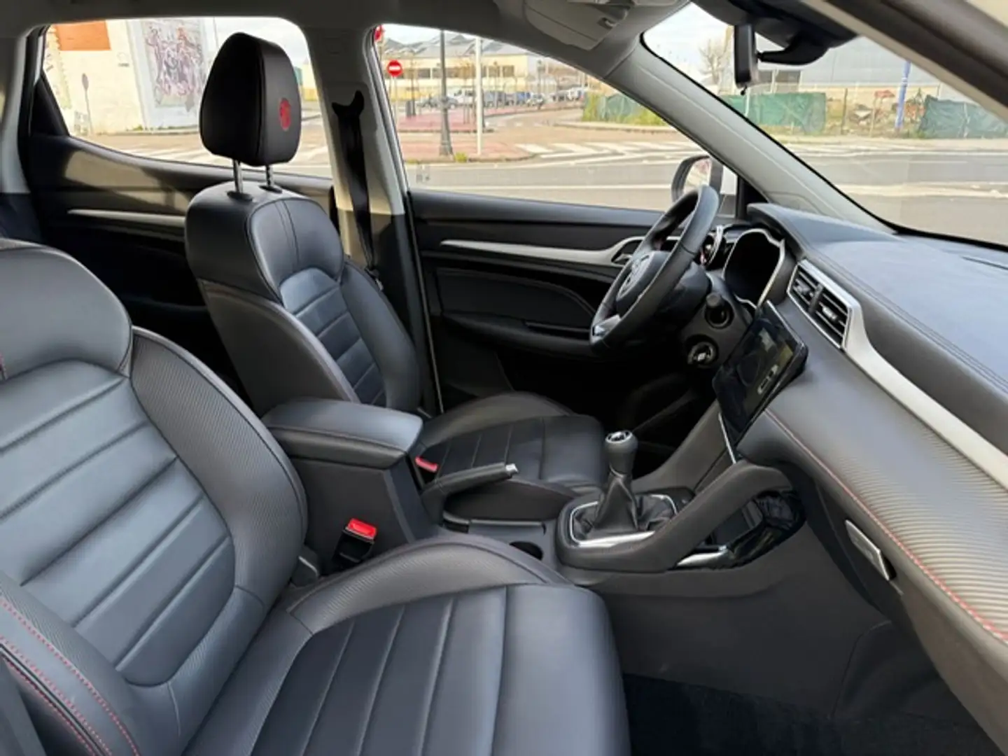 MG ZS 1.5 VTi-Tech Luxury 78kW Blanco - 2