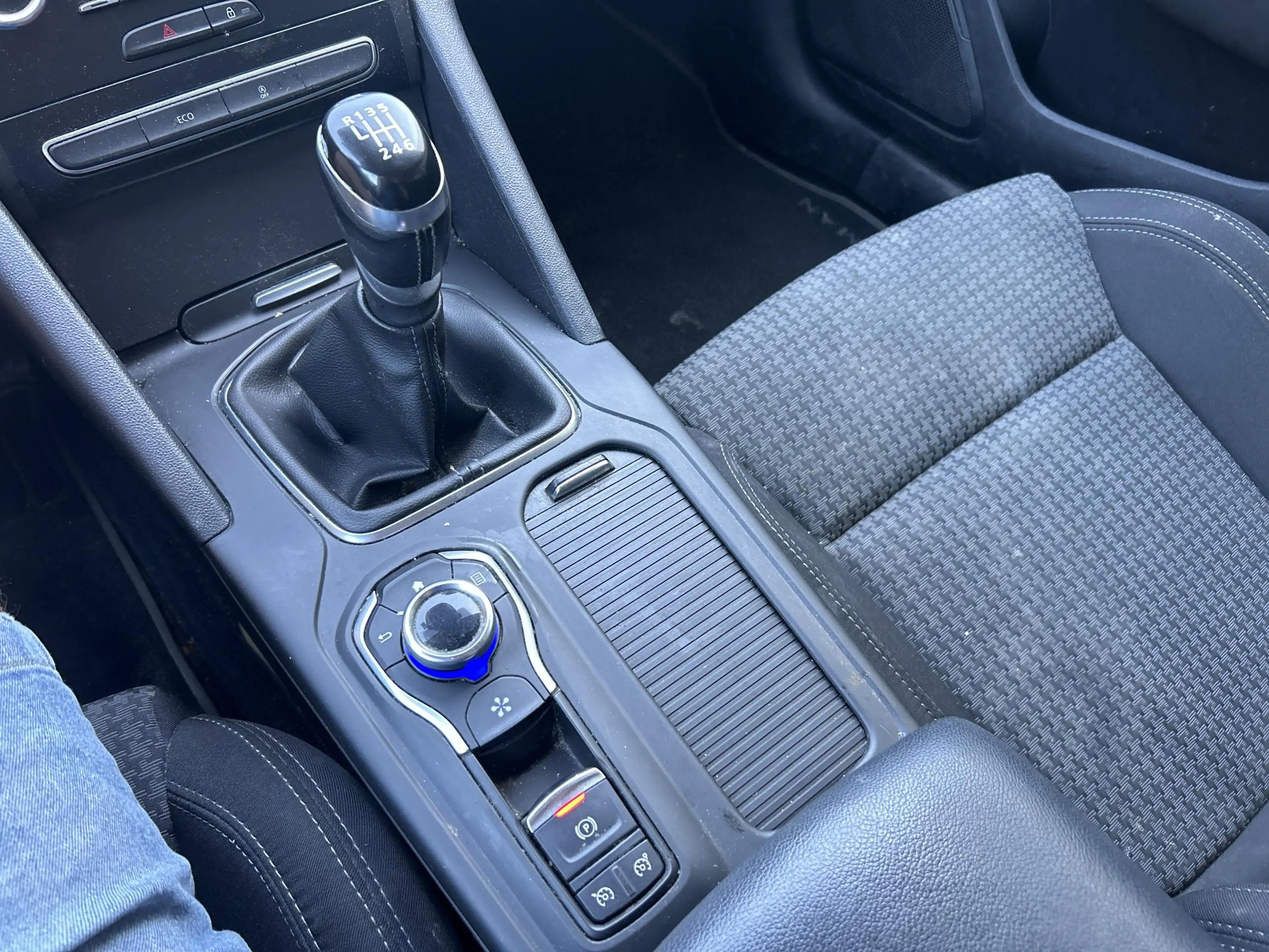 Renault Talisman Estate 1.5 dCi Zen | Climate | Cruise | Navi | PDC — photo 15