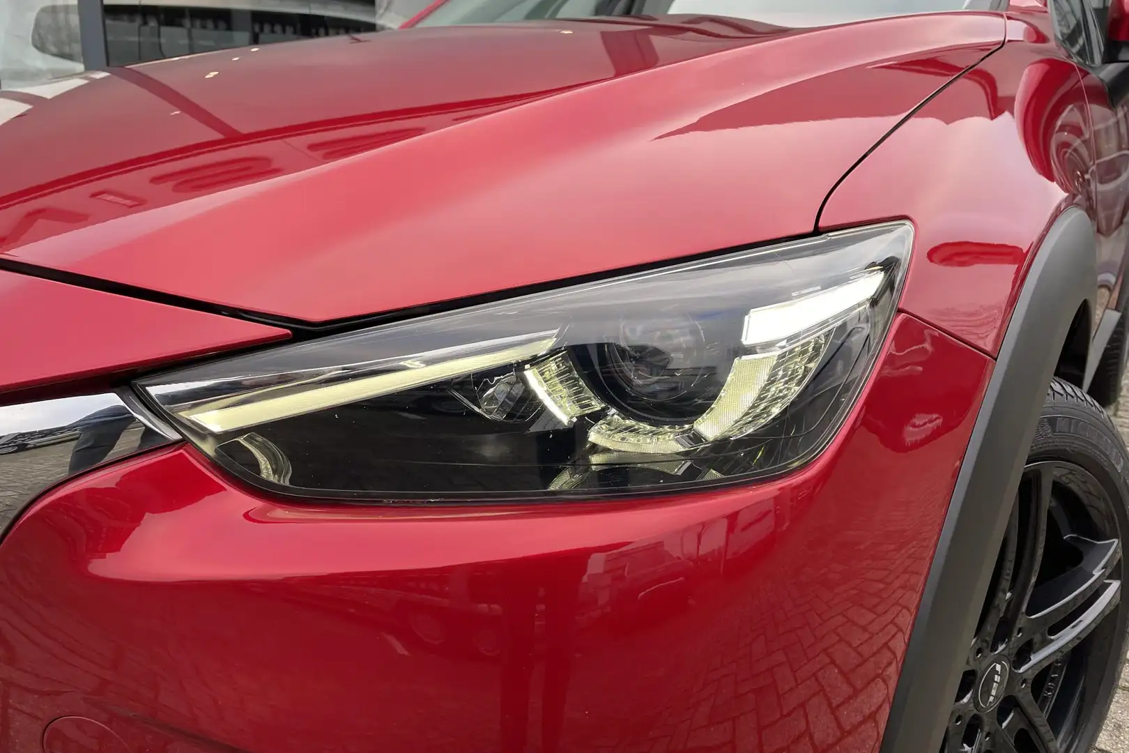 Mazda CX-3 2.0 SkyActiv-G 120 TS+ | Navigatie | Stoelverwarmi Rood - 2