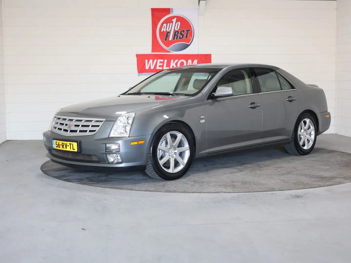 Cadillac STS 4.6 V8 Launch Edition, NL auto, Boekjes, LPG G3, W Gri - 1