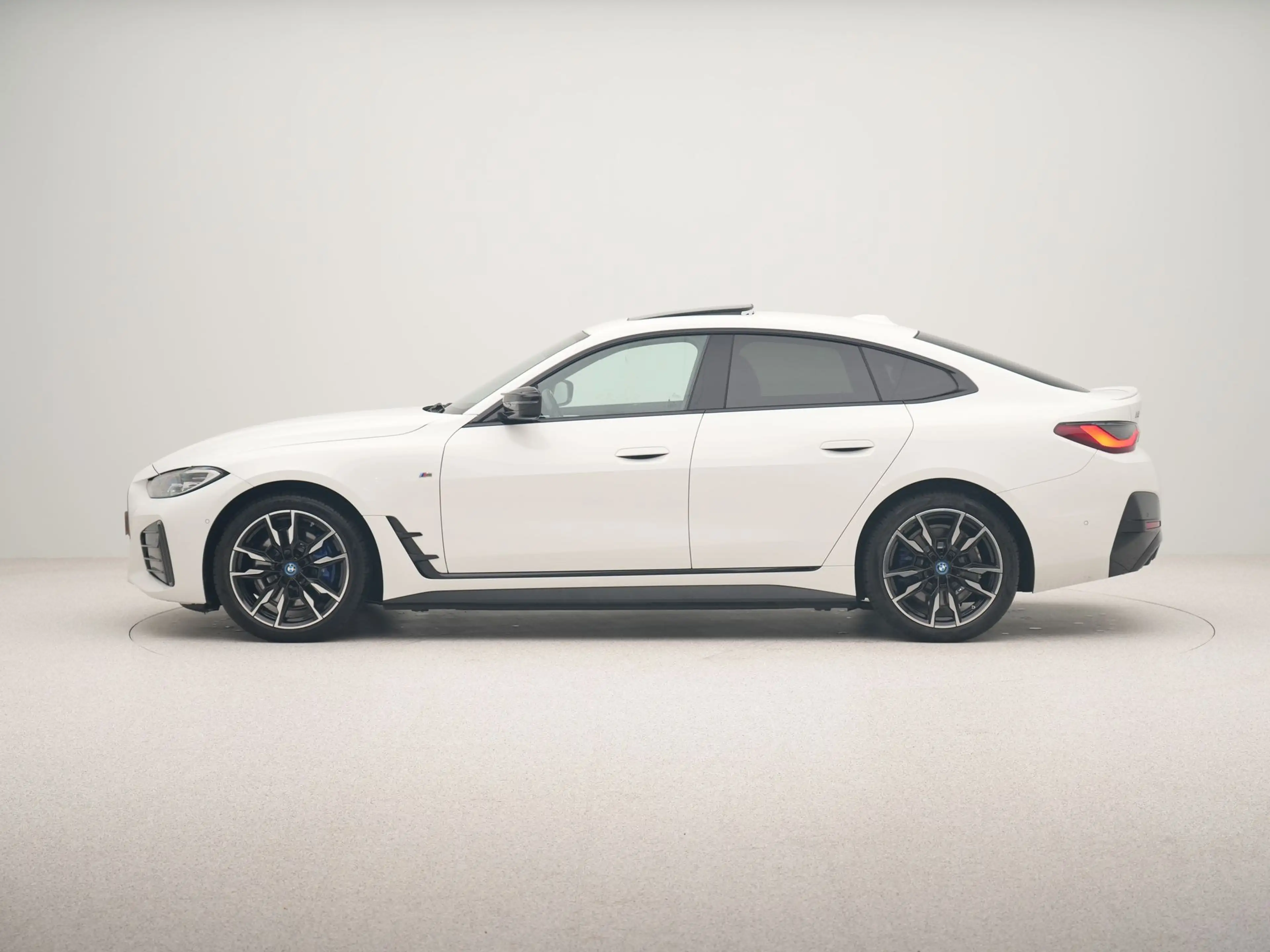 BMW i4 M50 High Executive 84 kWh — photo 8