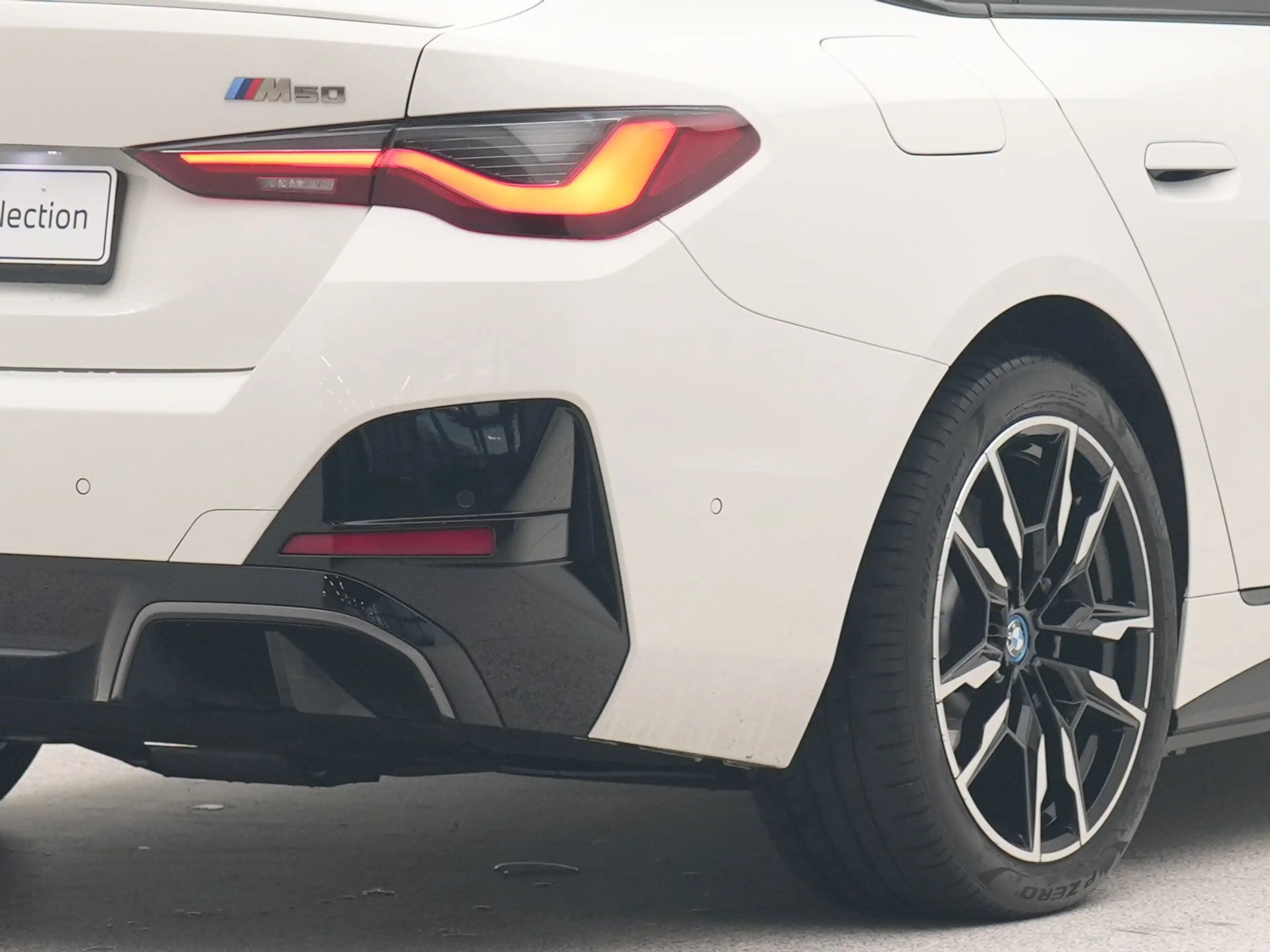 BMW i4 M50 High Executive 84 kWh — photo 12