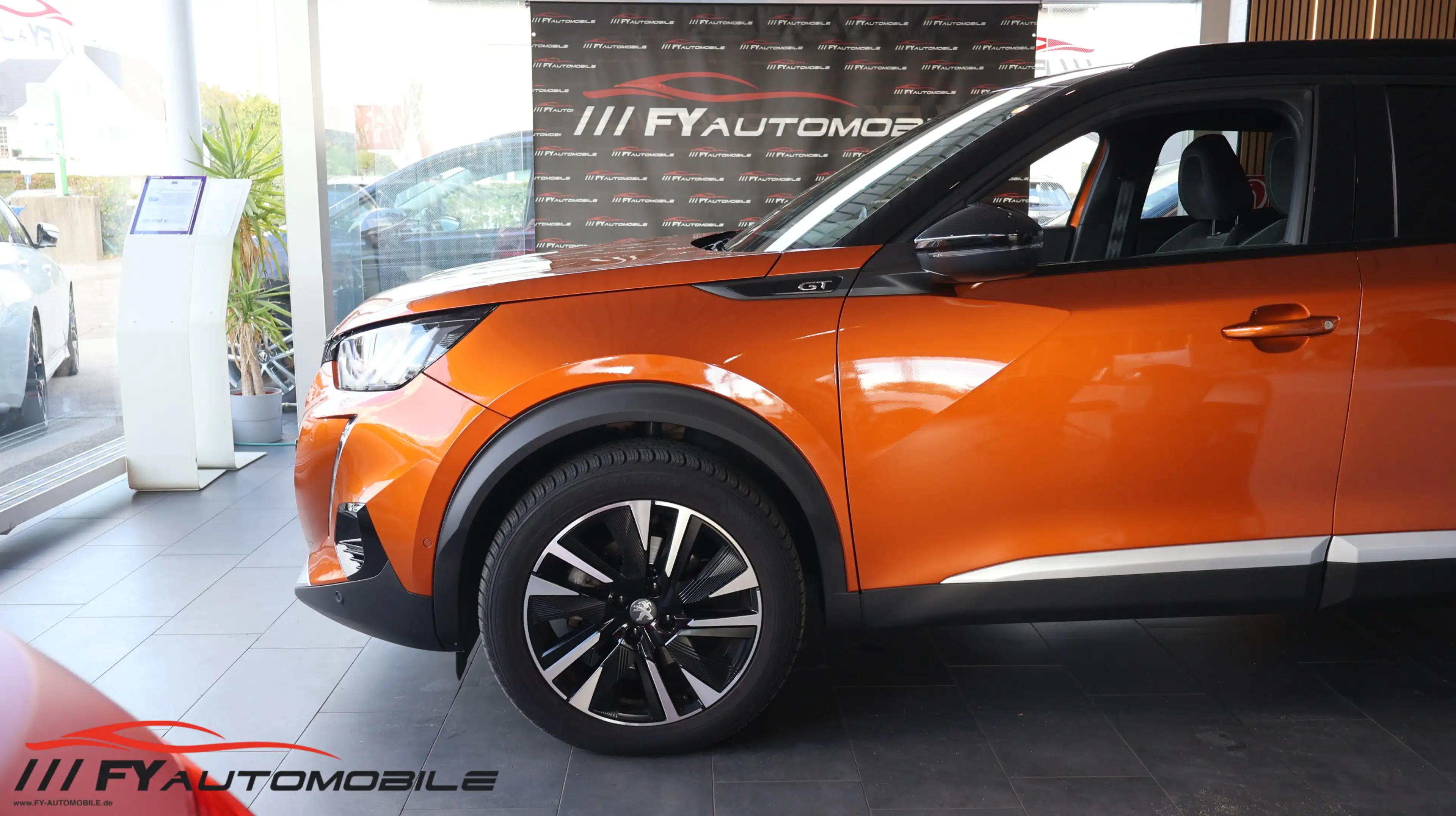 Peugeot 2008 GT * Kam* LED* ACC* NAV* Virtual Cockpit* — photo 9