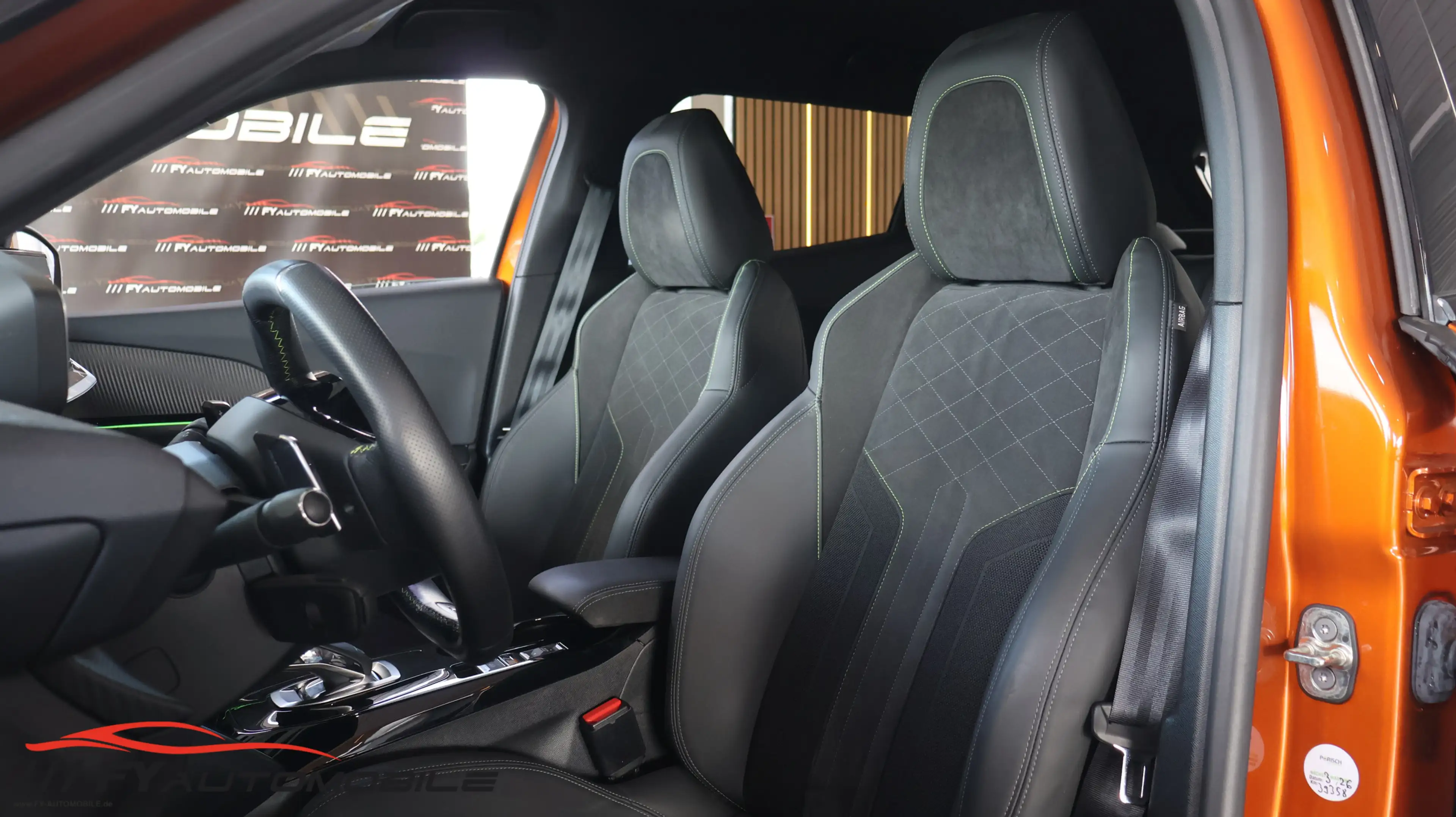 Peugeot 2008 GT * Kam* LED* ACC* NAV* Virtual Cockpit* — photo 14