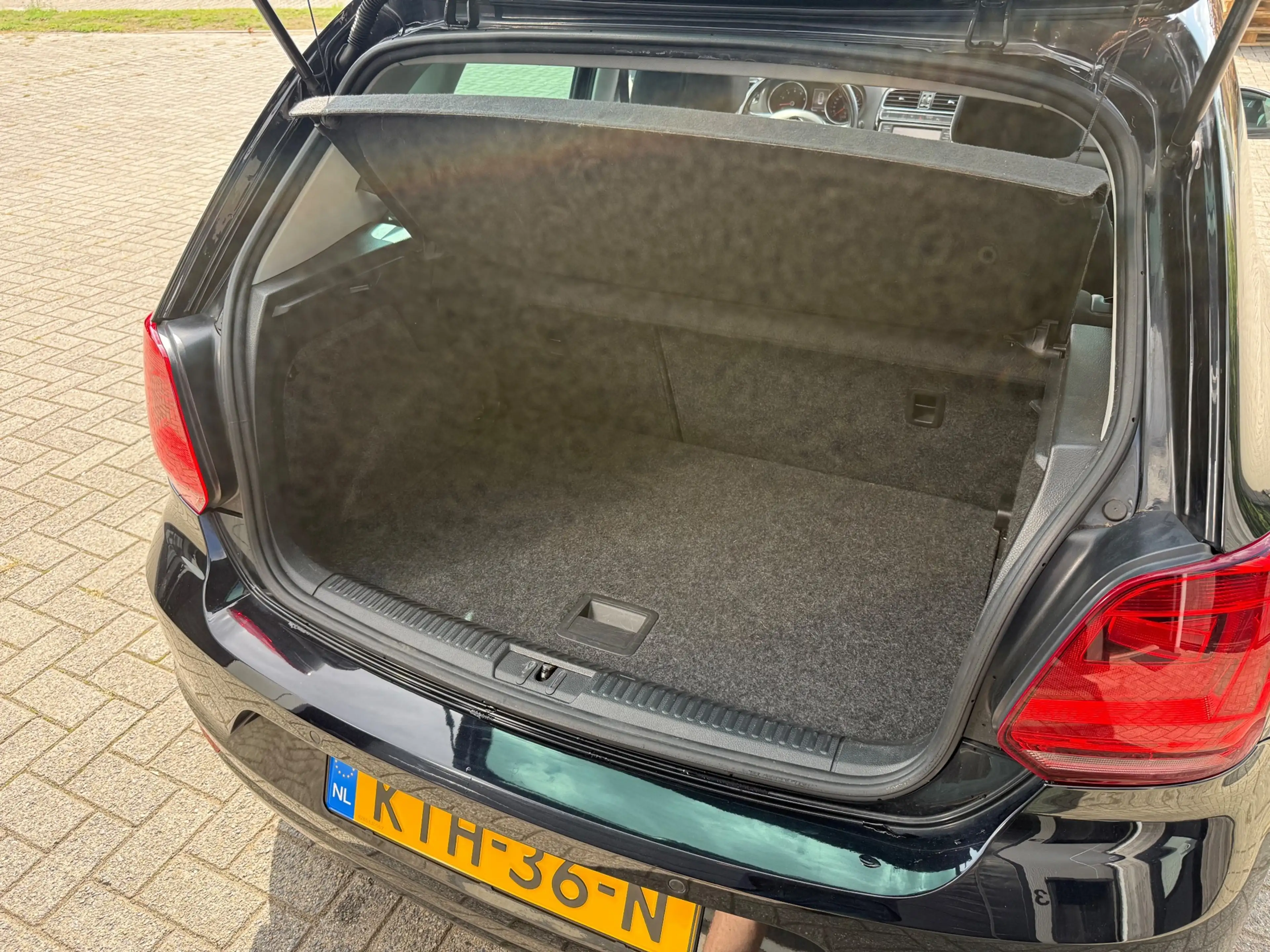 Volkswagen Polo 1.2 TSI BlueMotion R-Line Edition|1E EIG|PANO|LED| — photo 9