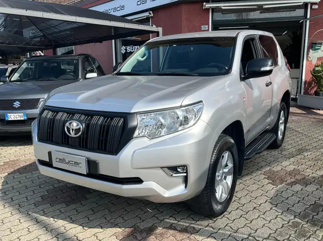 Toyota Land Cruiser Land Cruiser 2.8 d4d *FATTURABILE *GARANZIA UFF