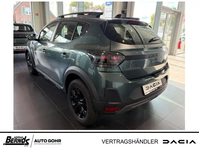 Dacia Sandero view 4
